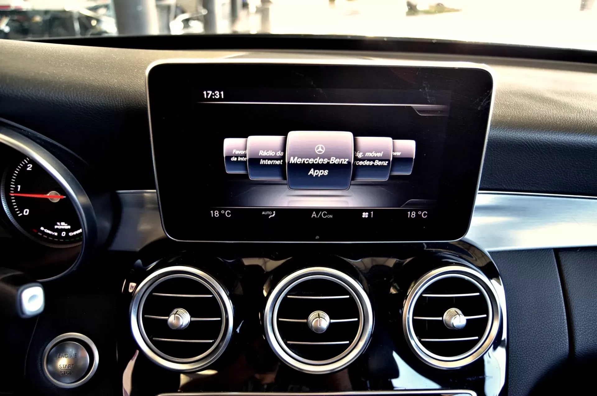 Mercedes-Benz C 300 BlueTEC Hybrid AMG Line 47