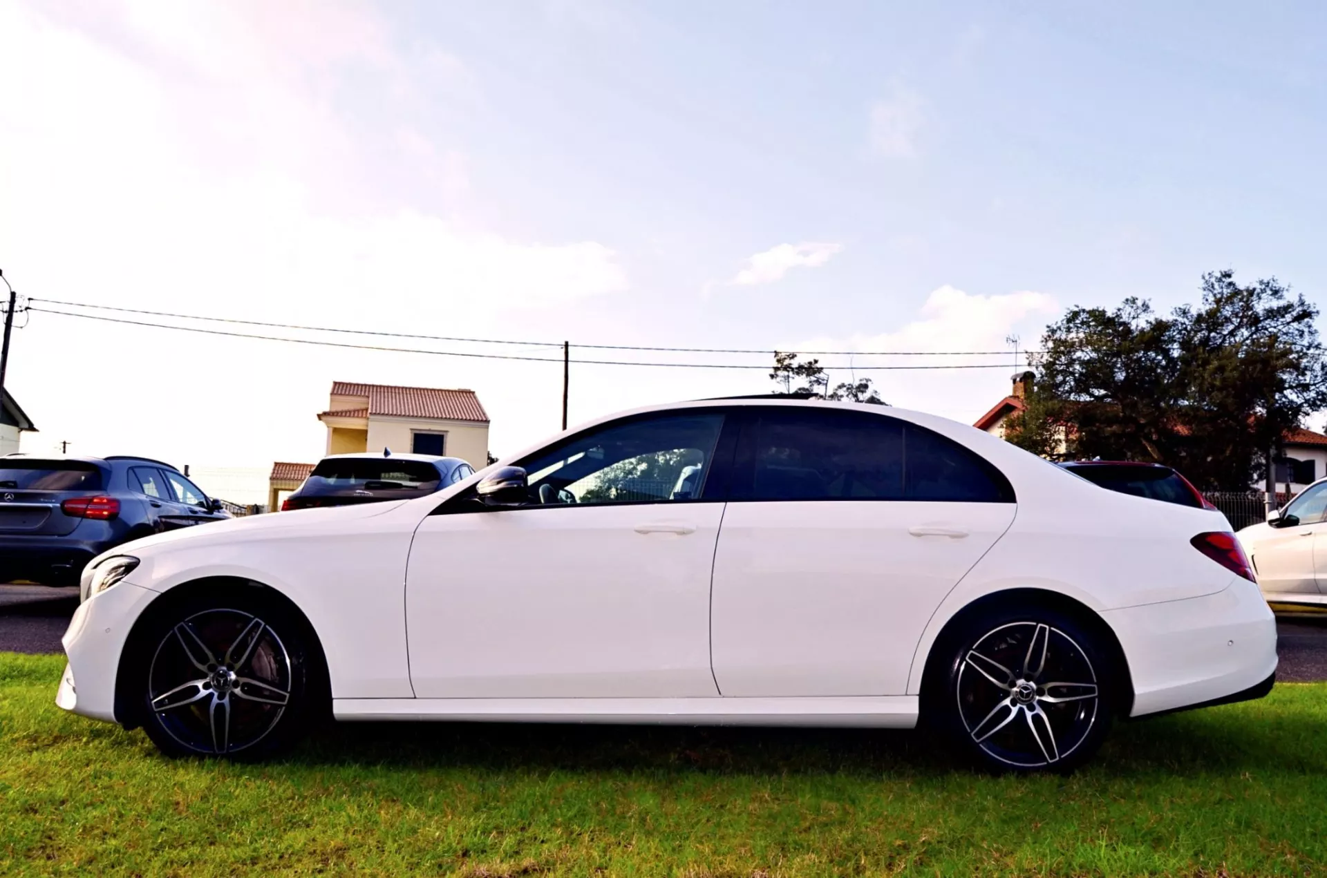 Mercedes-Benz E 220 D AMG Line 4