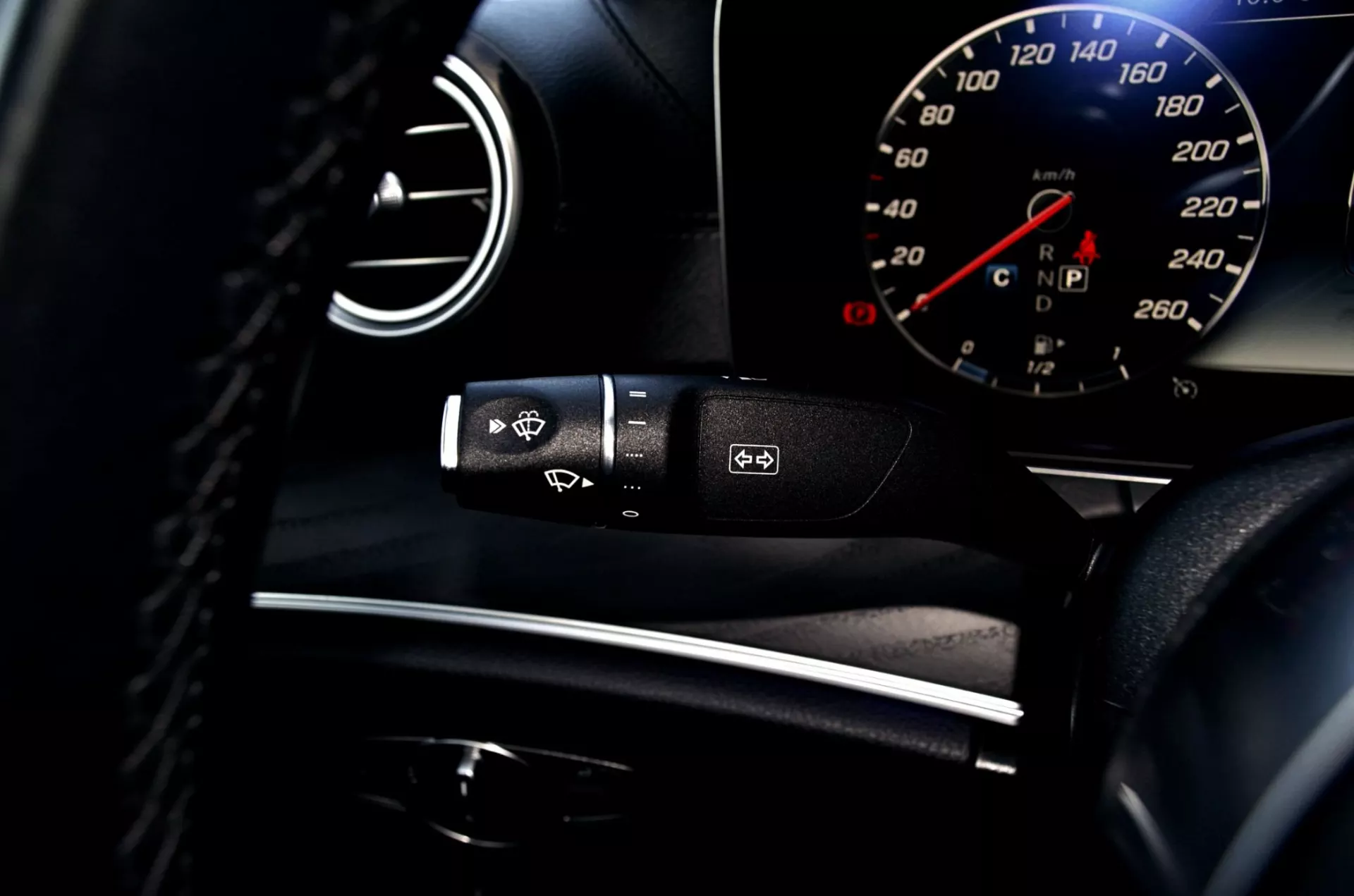 Mercedes-Benz E 220 D AMG Line 18