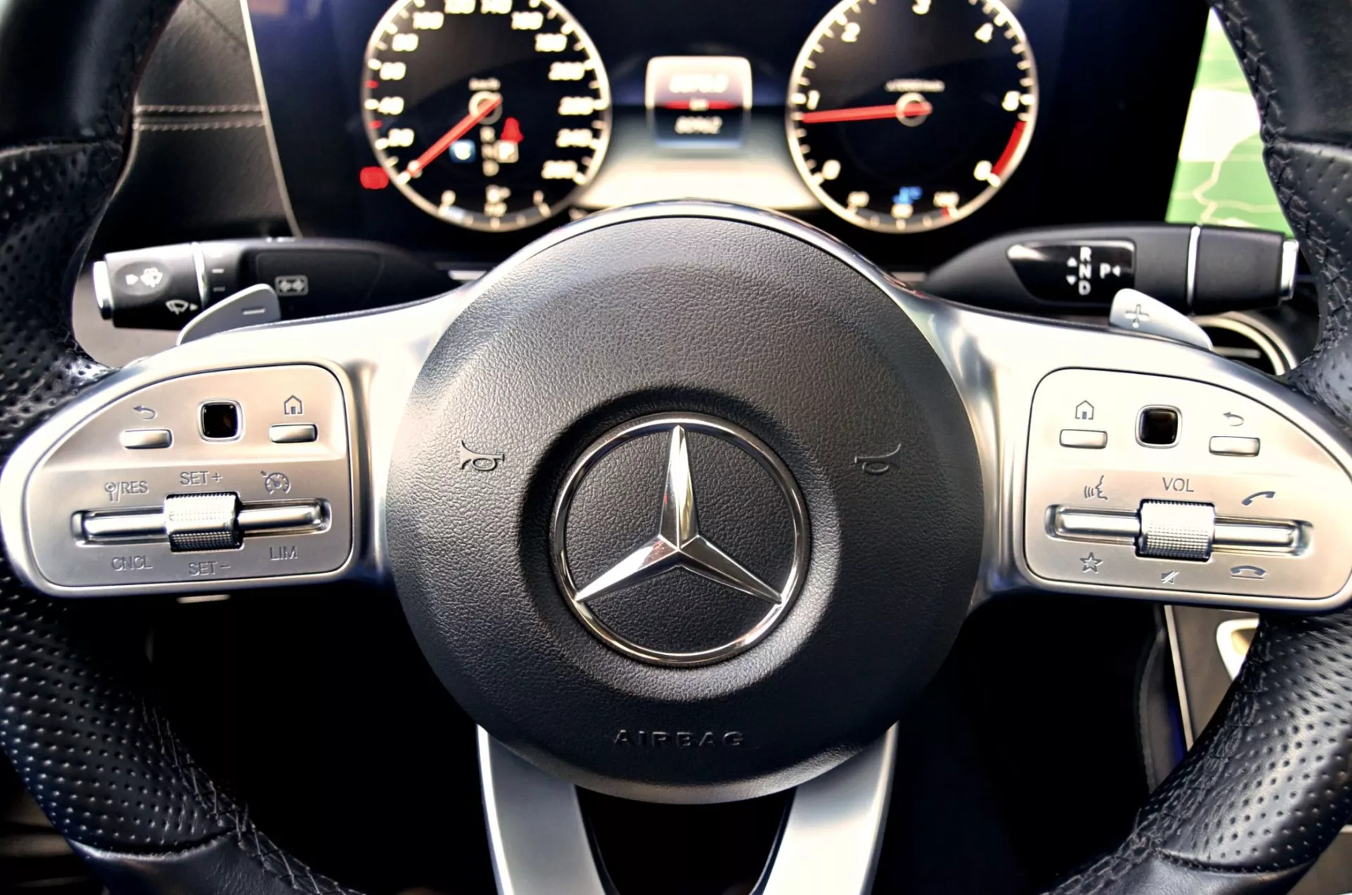 Mercedes-Benz E 220 D AMG Line 20