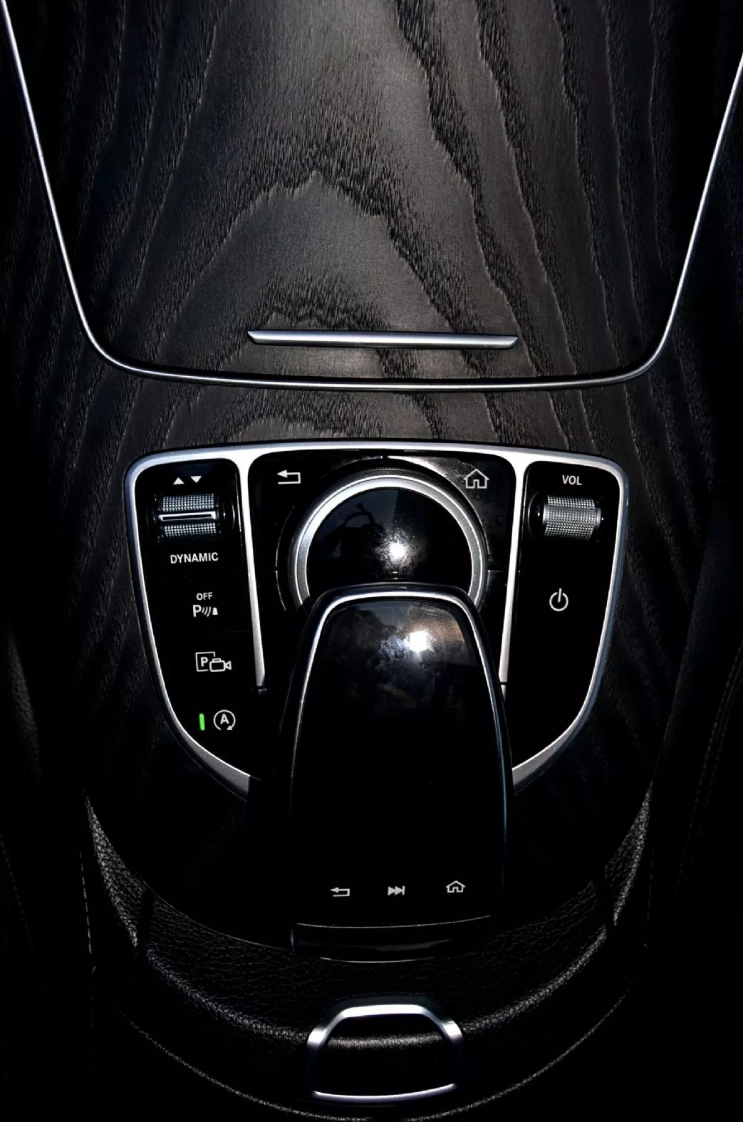 Mercedes-Benz E 220 D AMG Line 25