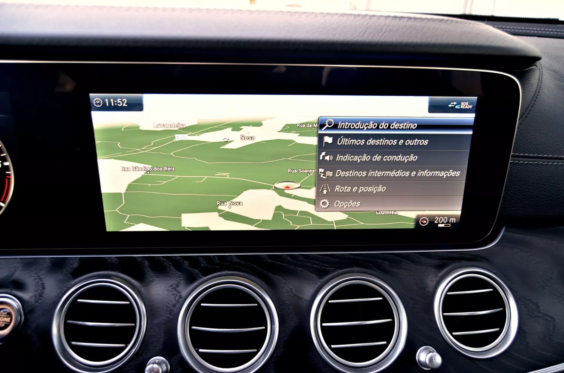 Mercedes-Benz E 220 D AMG Line 28