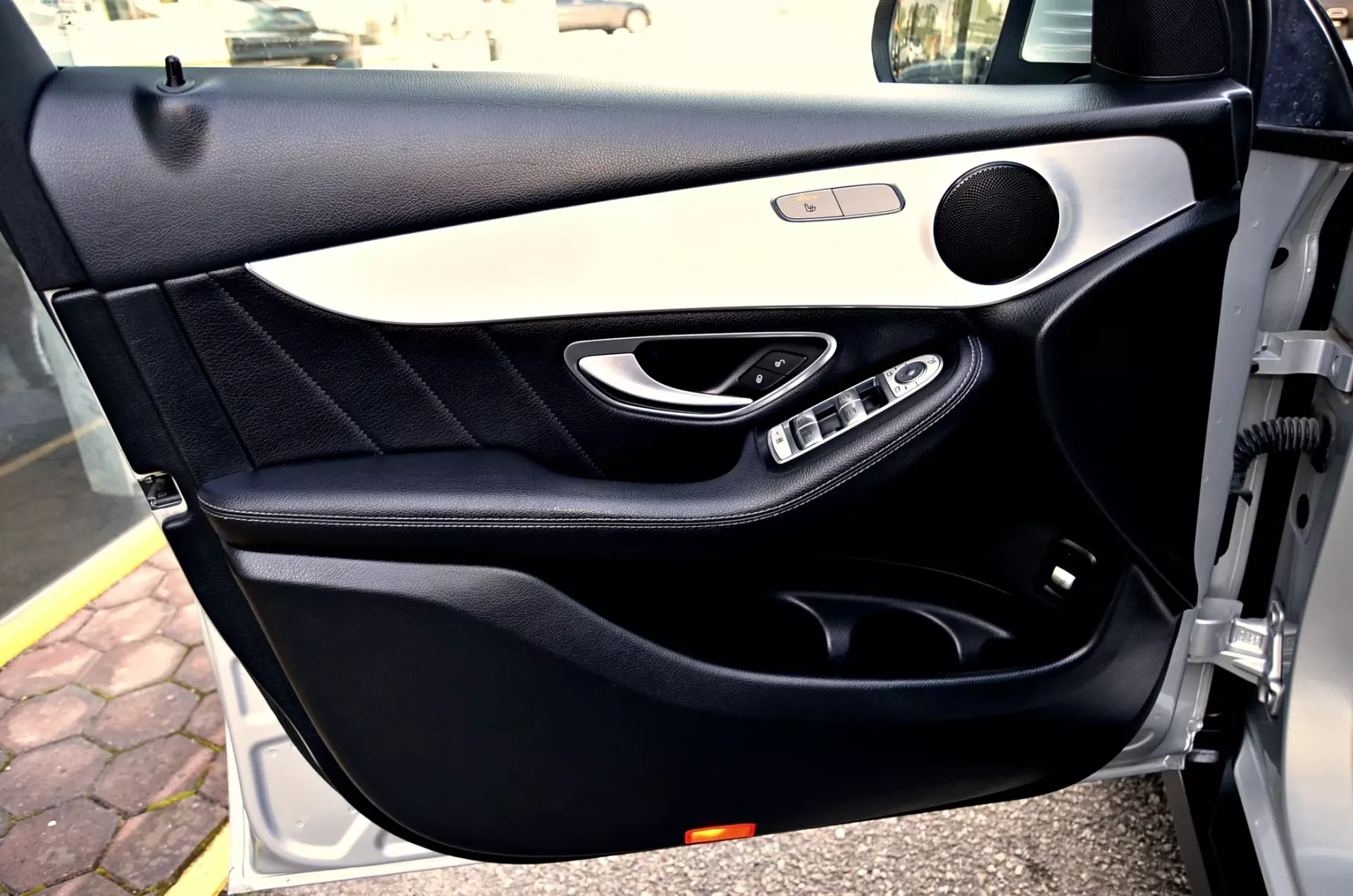 Mercedes-Benz GLC 220 9