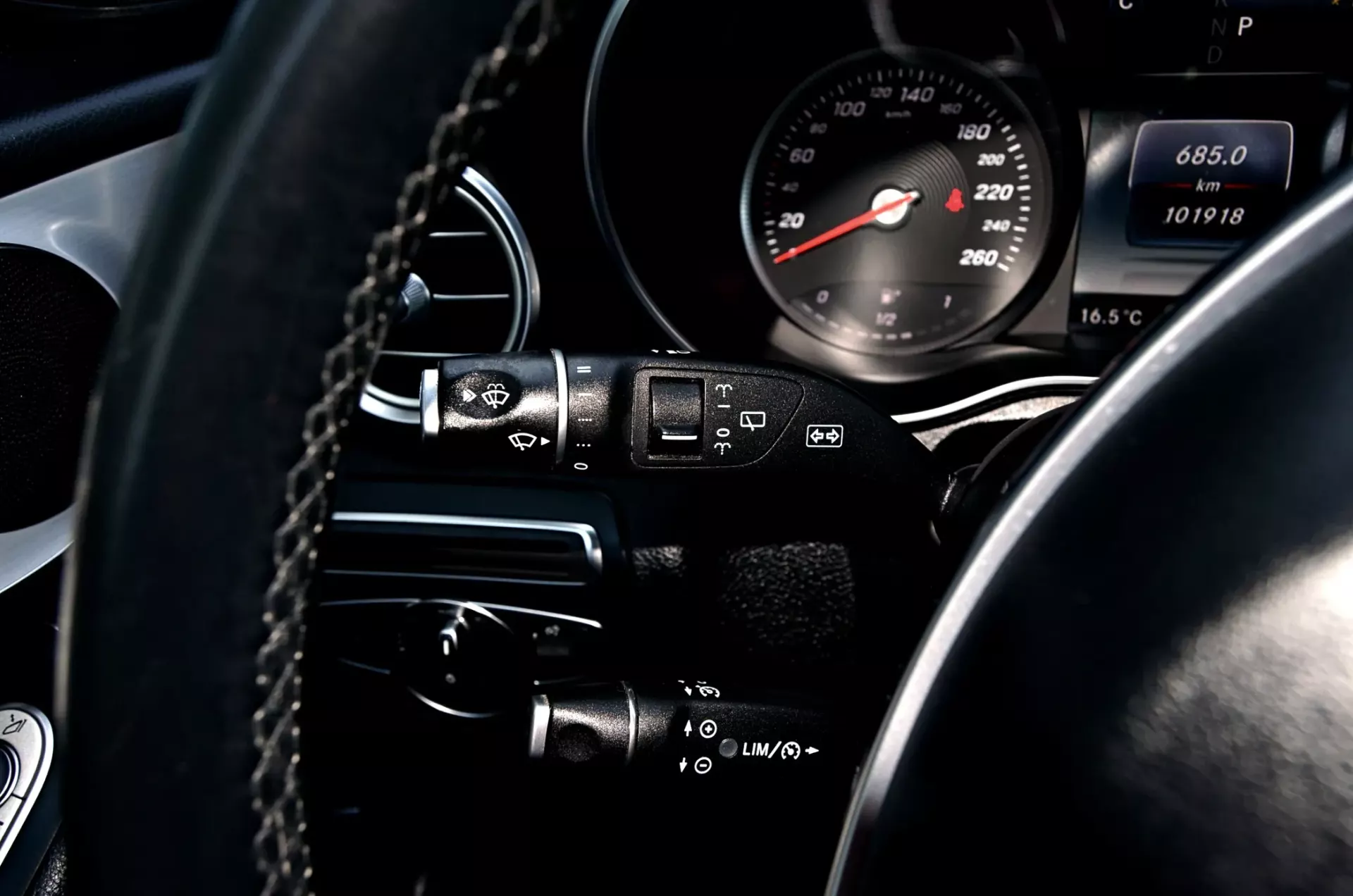 Mercedes-Benz GLC 220 13