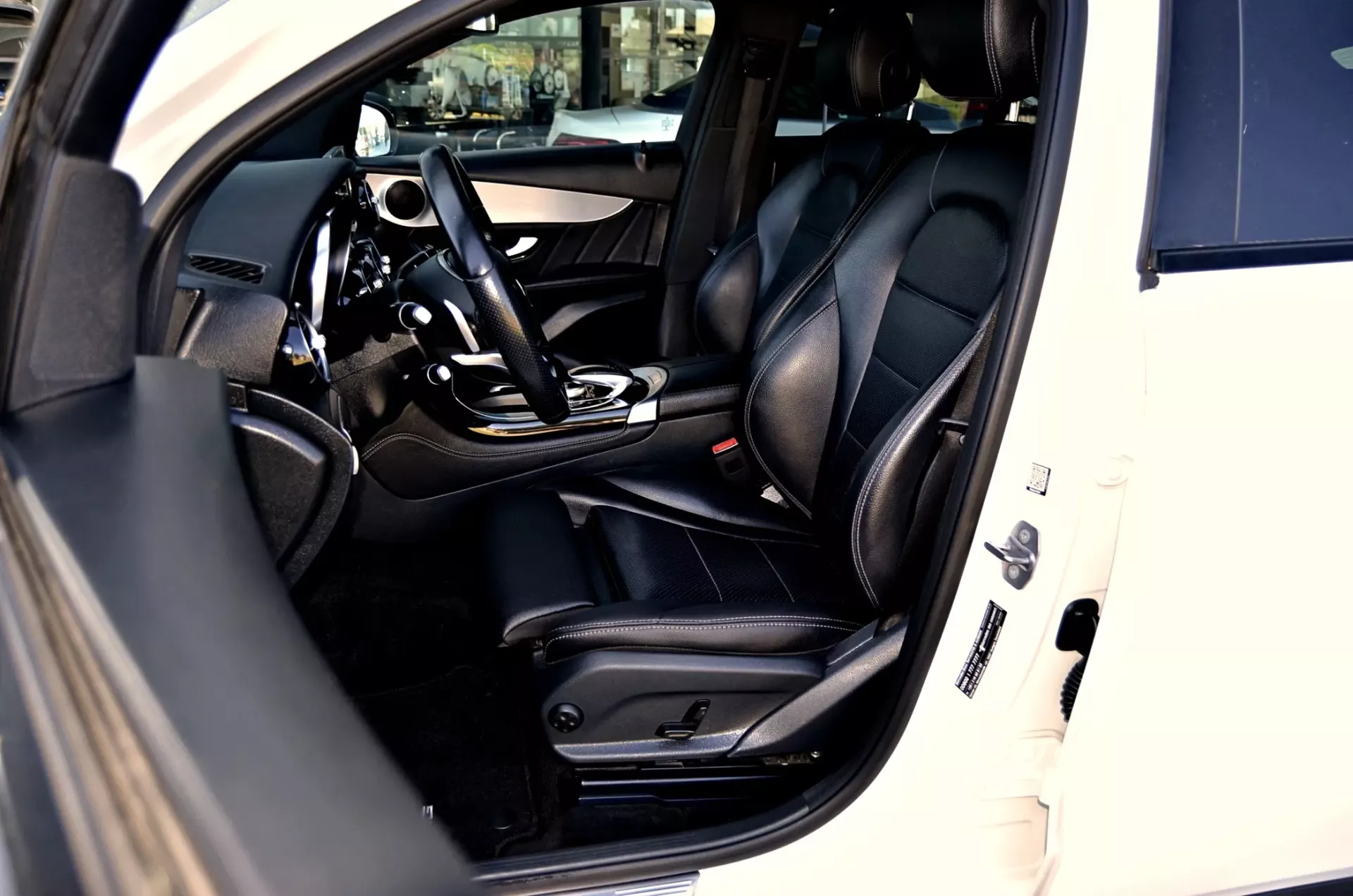 Mercedes-Benz GLC 250 d Coupé AMG Line 4-Matic 9