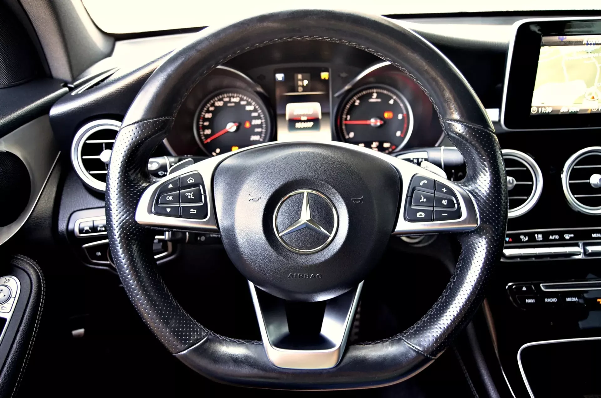 Mercedes-Benz GLC 250 d Coupé AMG Line 4-Matic 14