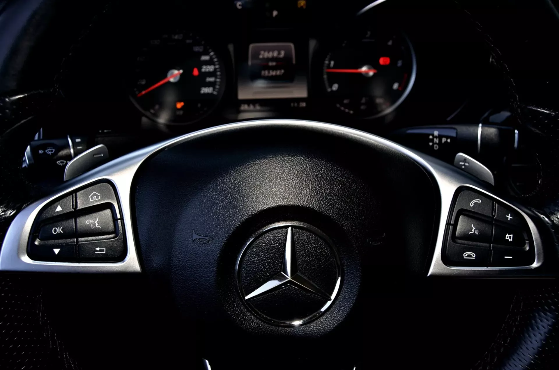 Mercedes-Benz GLC 250 d Coupé AMG Line 4-Matic 15