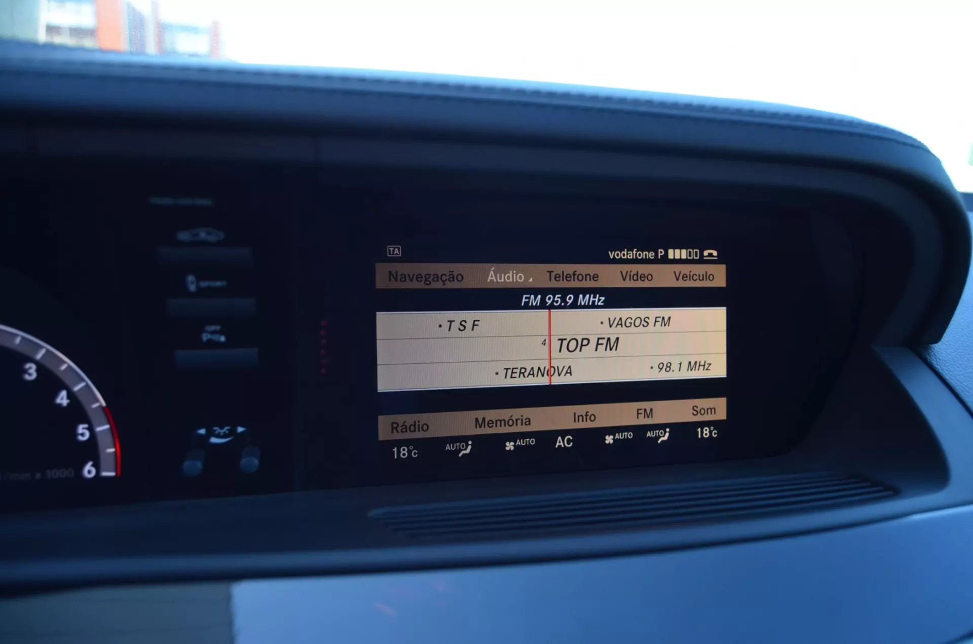 Mercedes-Benz CLS 350 BlueTEC Longo 164g 31