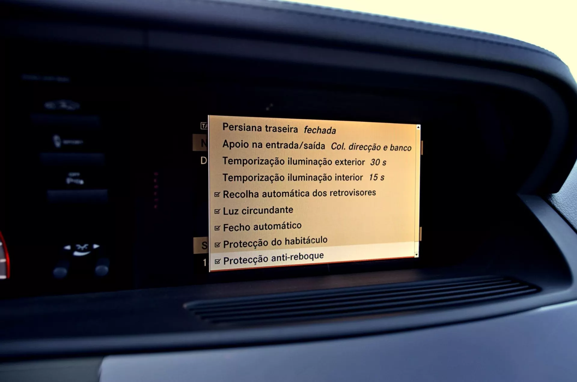 Mercedes-Benz CLS 350 BlueTEC Longo 164g 39