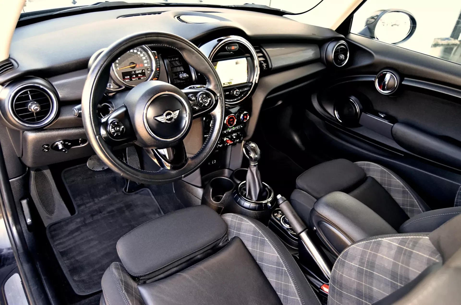 MINI 3 Portas Cooper D Auto 7