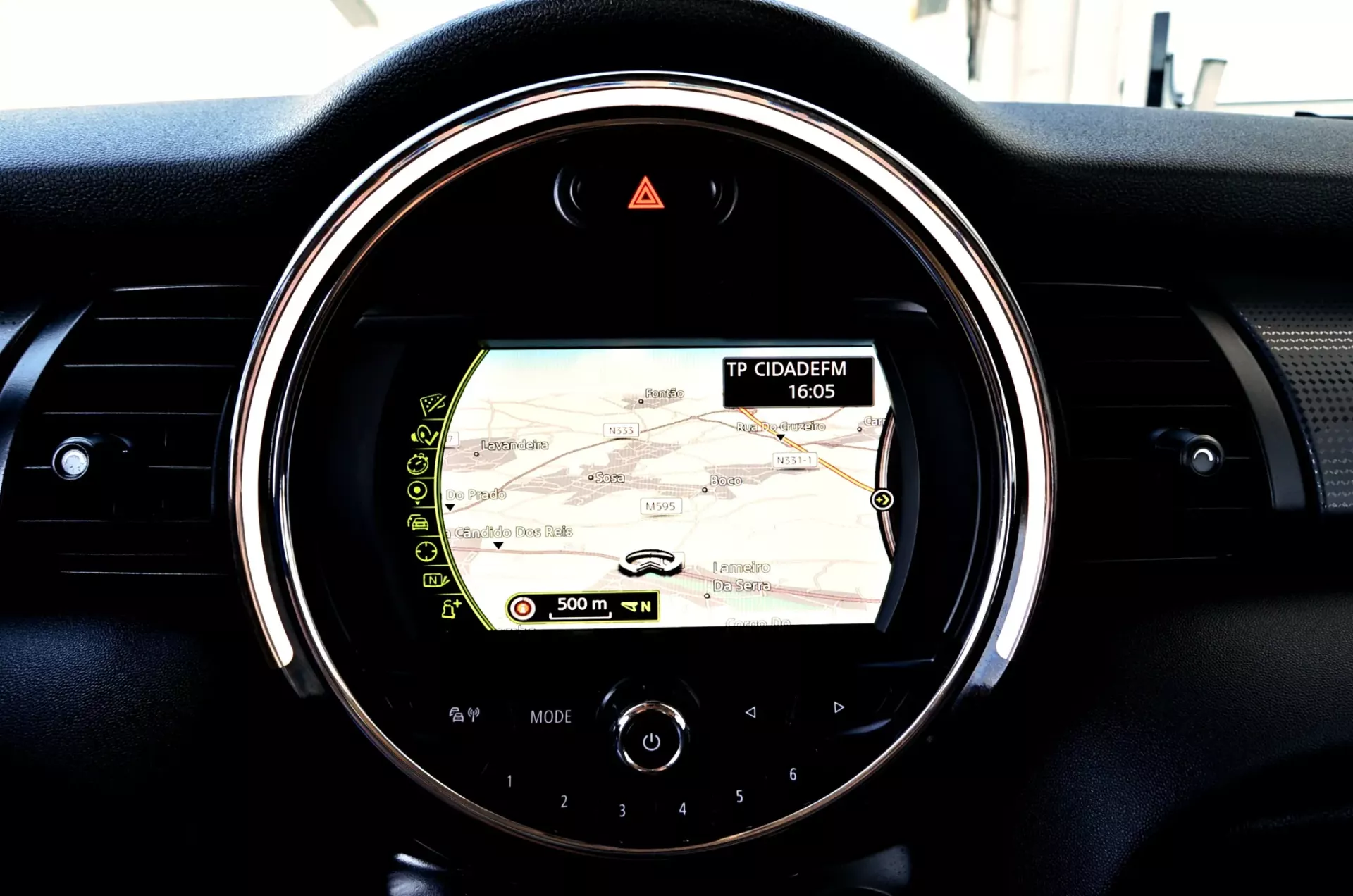 MINI 3 Portas Cooper D Auto 23