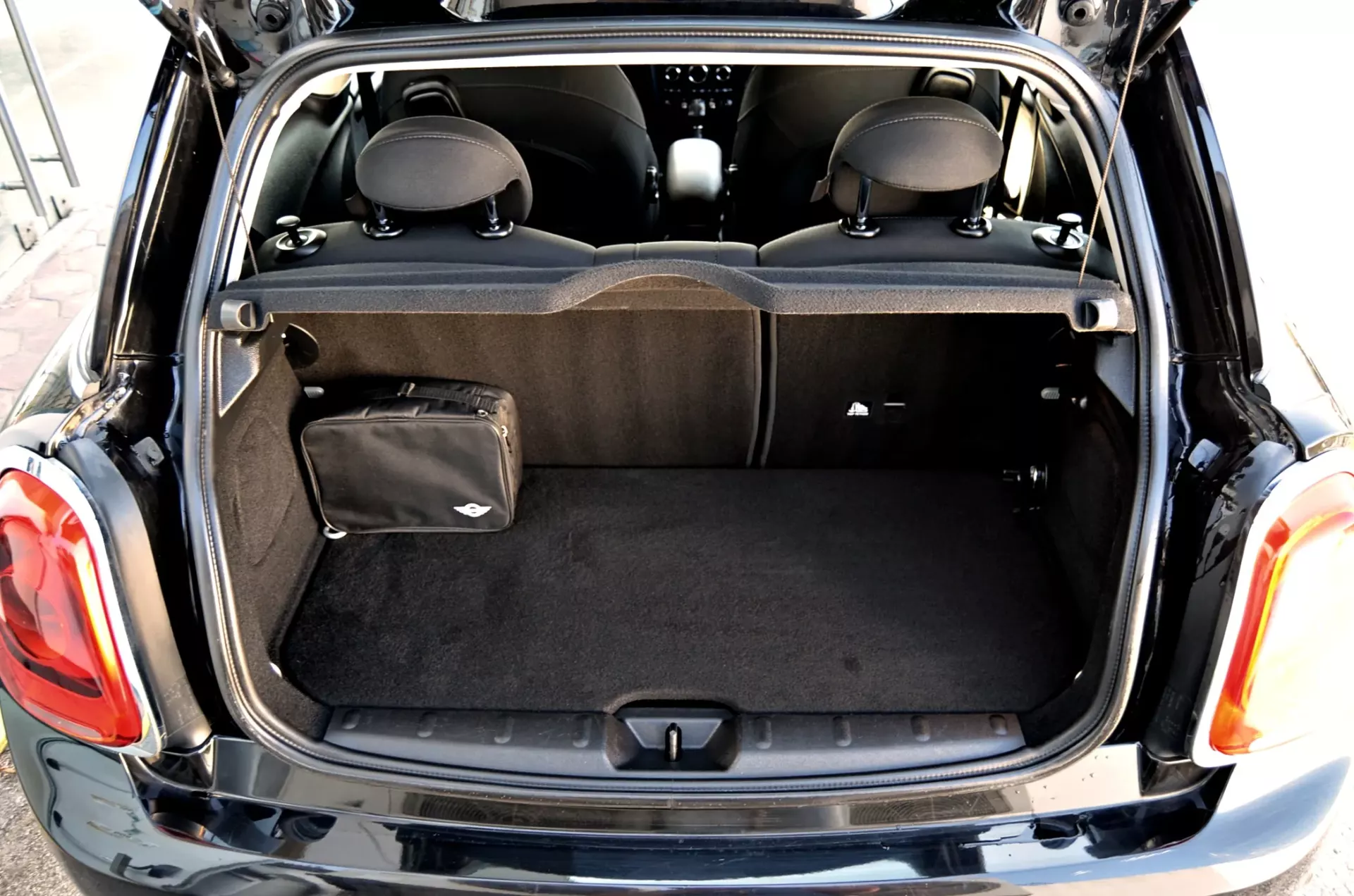 MINI 3 Portas Cooper D Auto 38