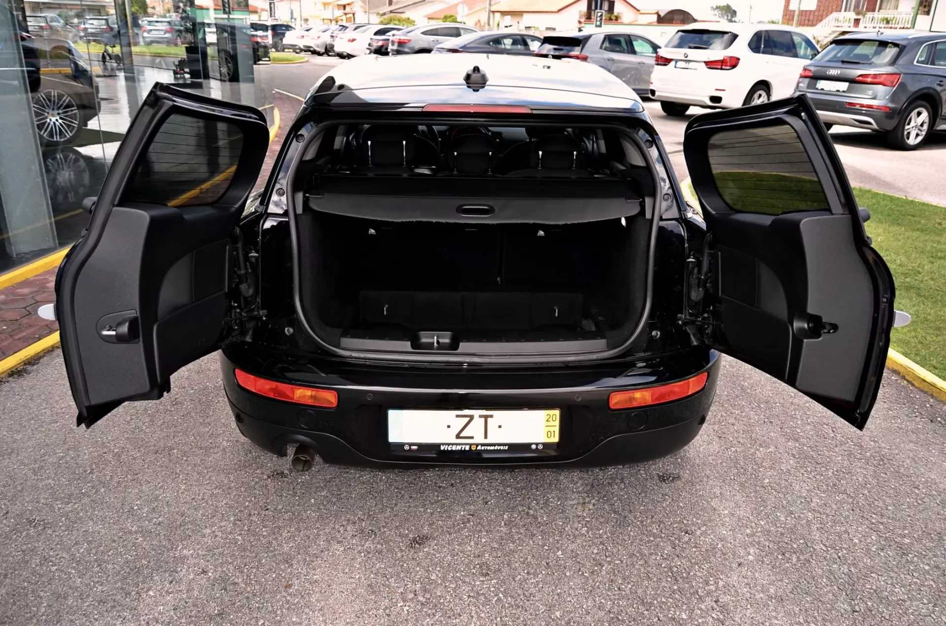 MINI Clubman One D 32