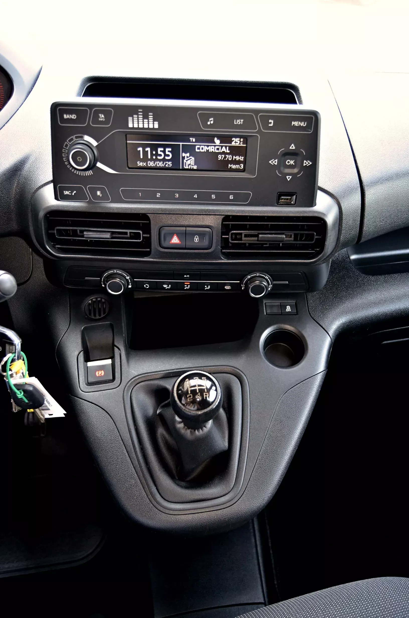 Peugeot Partner 1.6 BlueHDi Confort 14