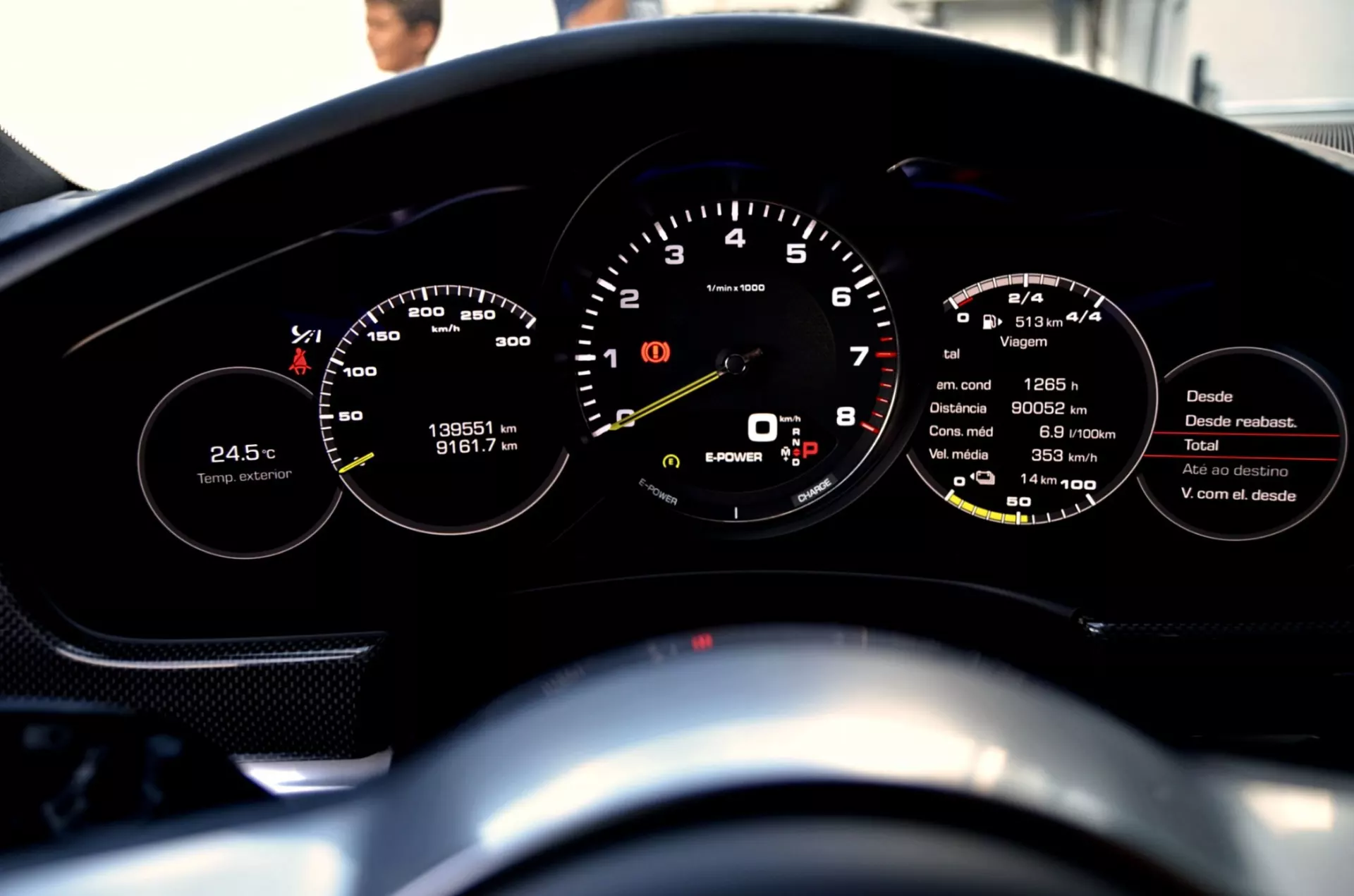 Porsche Panamera 4 E-Hybrid 39