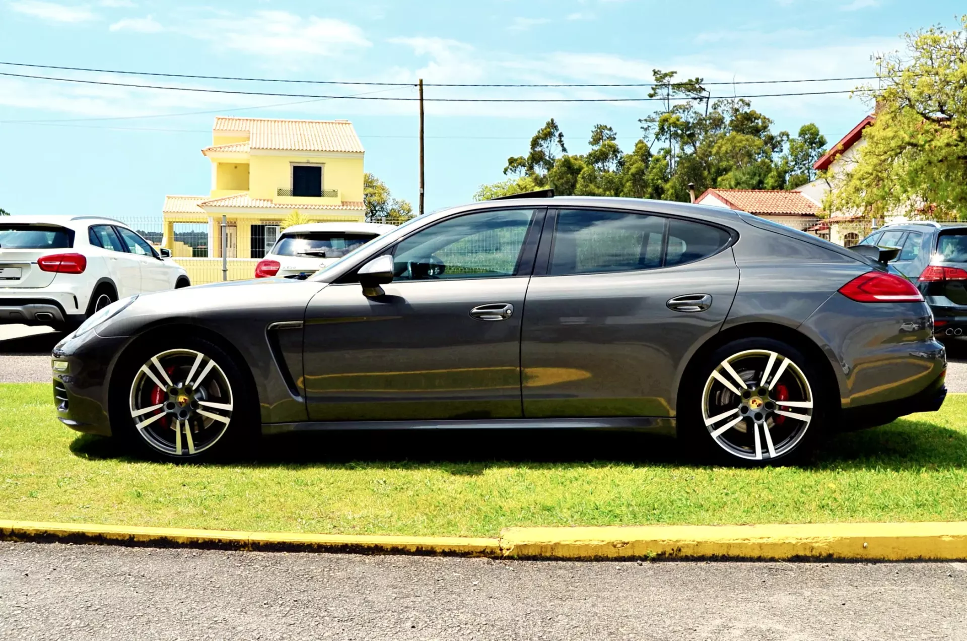 Porsche Panamera Platinum Edition 4