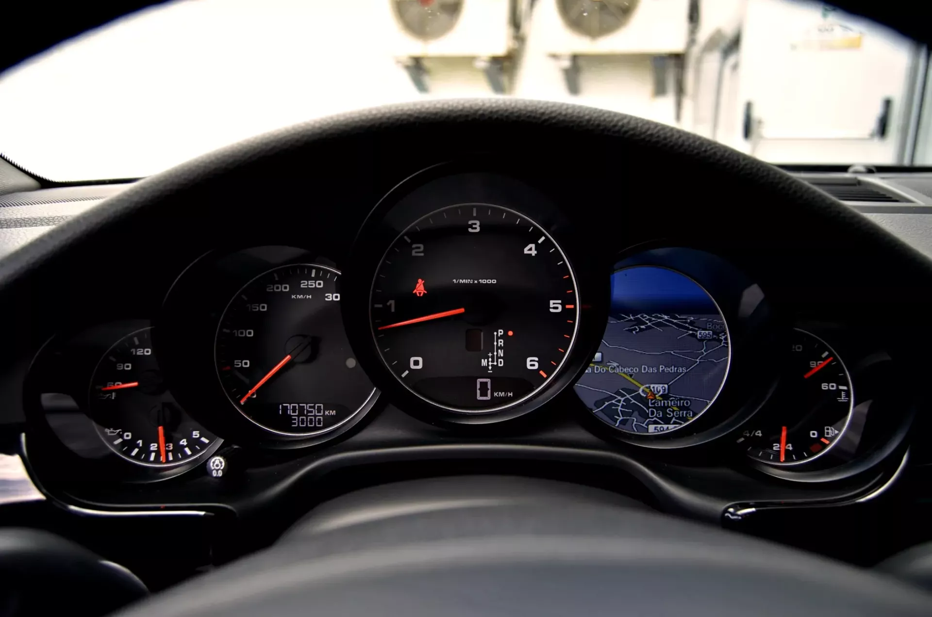 Porsche Panamera Platinum Edition 32