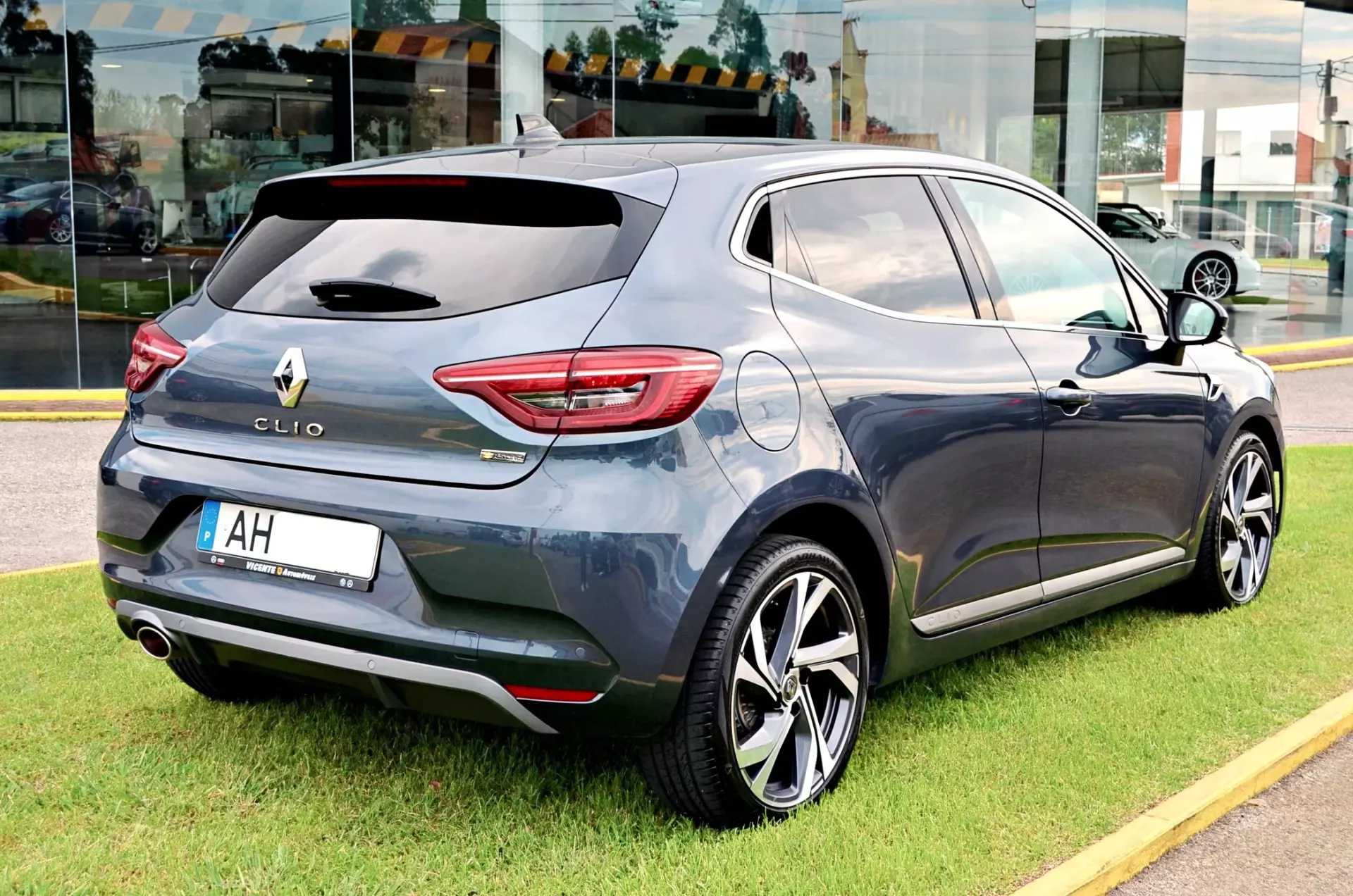 Renault Clio 1.0 TCe RS Line 38