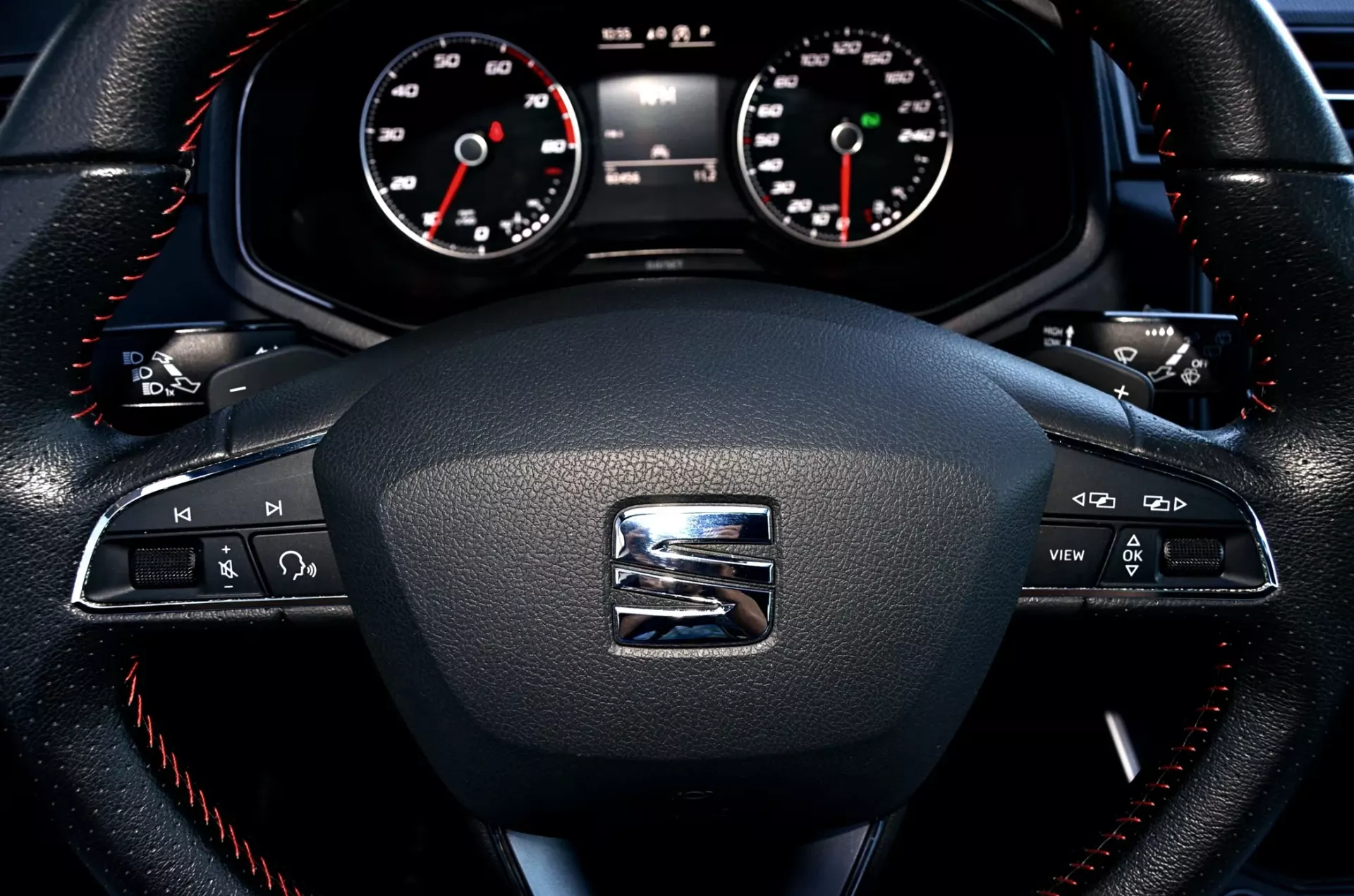 SEAT Arona 1.0 TSI FR DSG 16