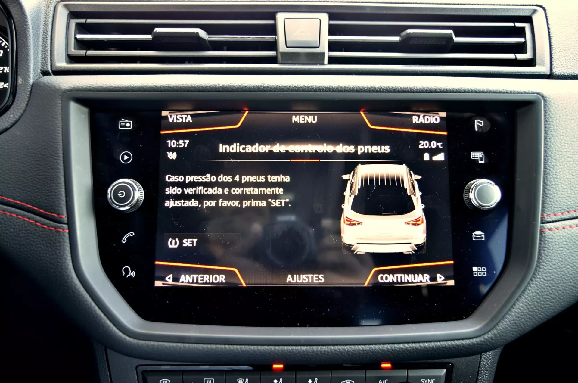 SEAT Arona 1.0 TSI FR DSG 27