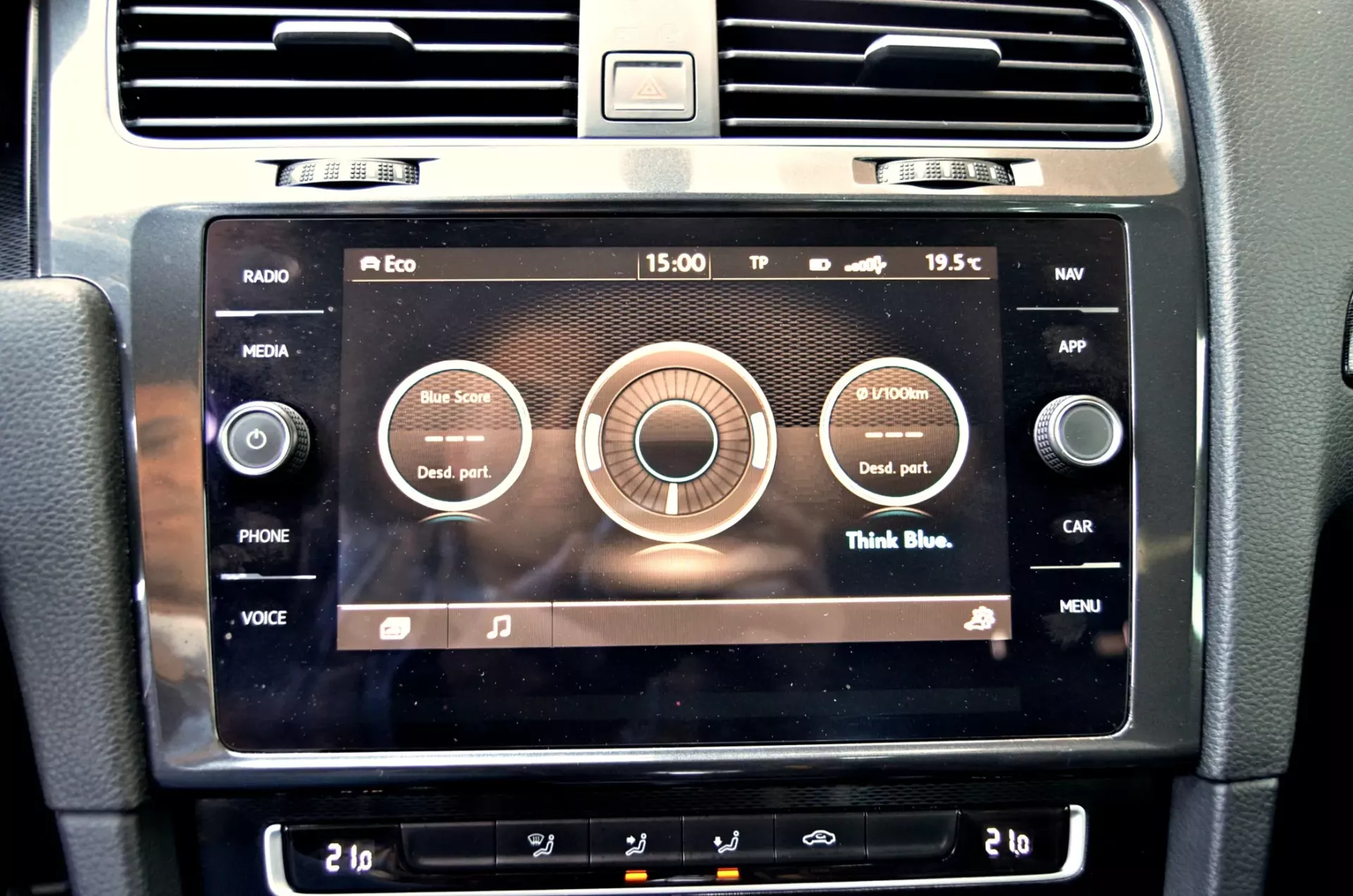 Volkswagen Golf Variant 2.0 TDi GTD DSG 28