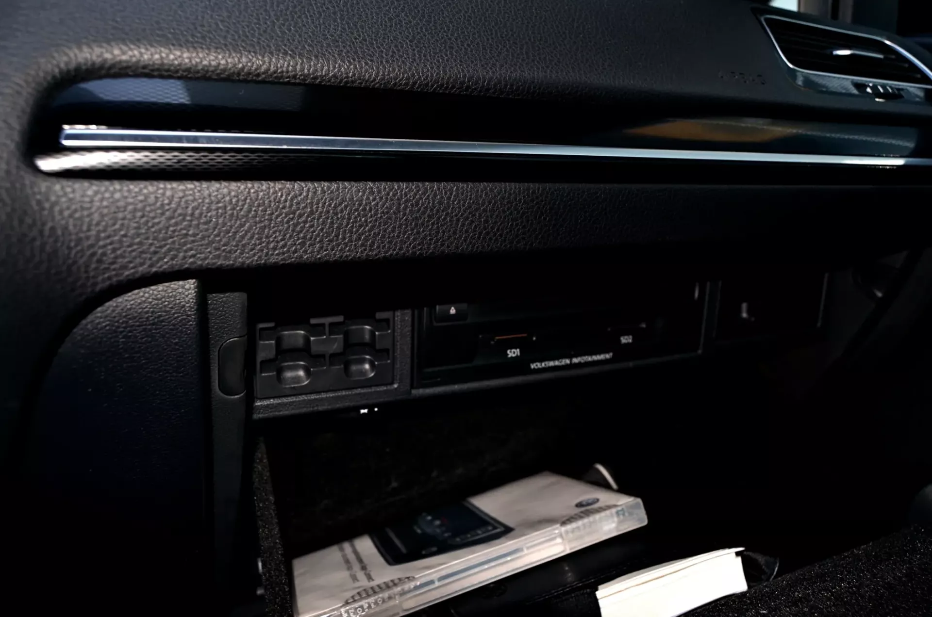 Volkswagen Golf Variant 2.0 TDi GTD DSG 32