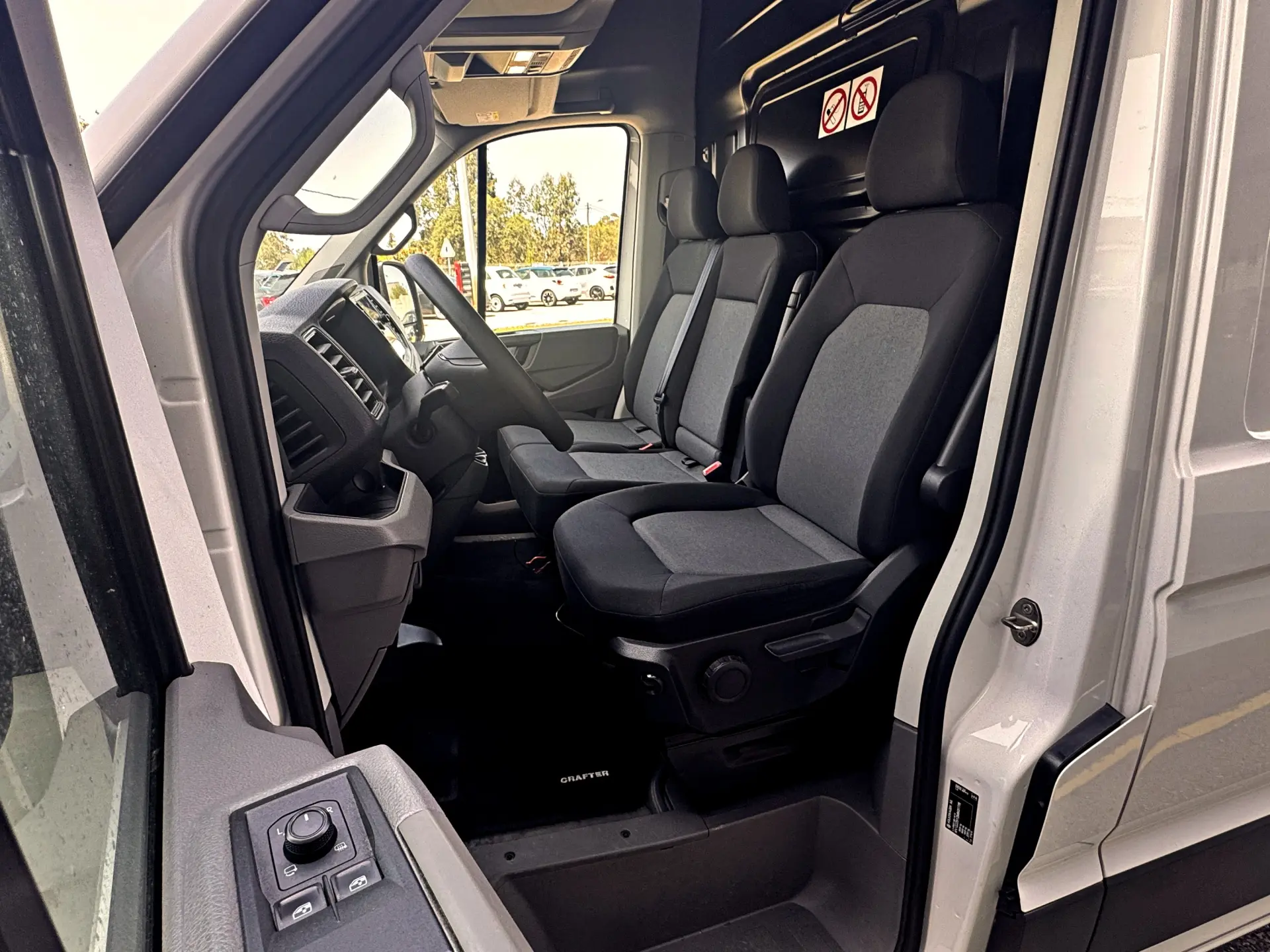Volkswagen Crafter 35 2.0 TDI L3H2 8