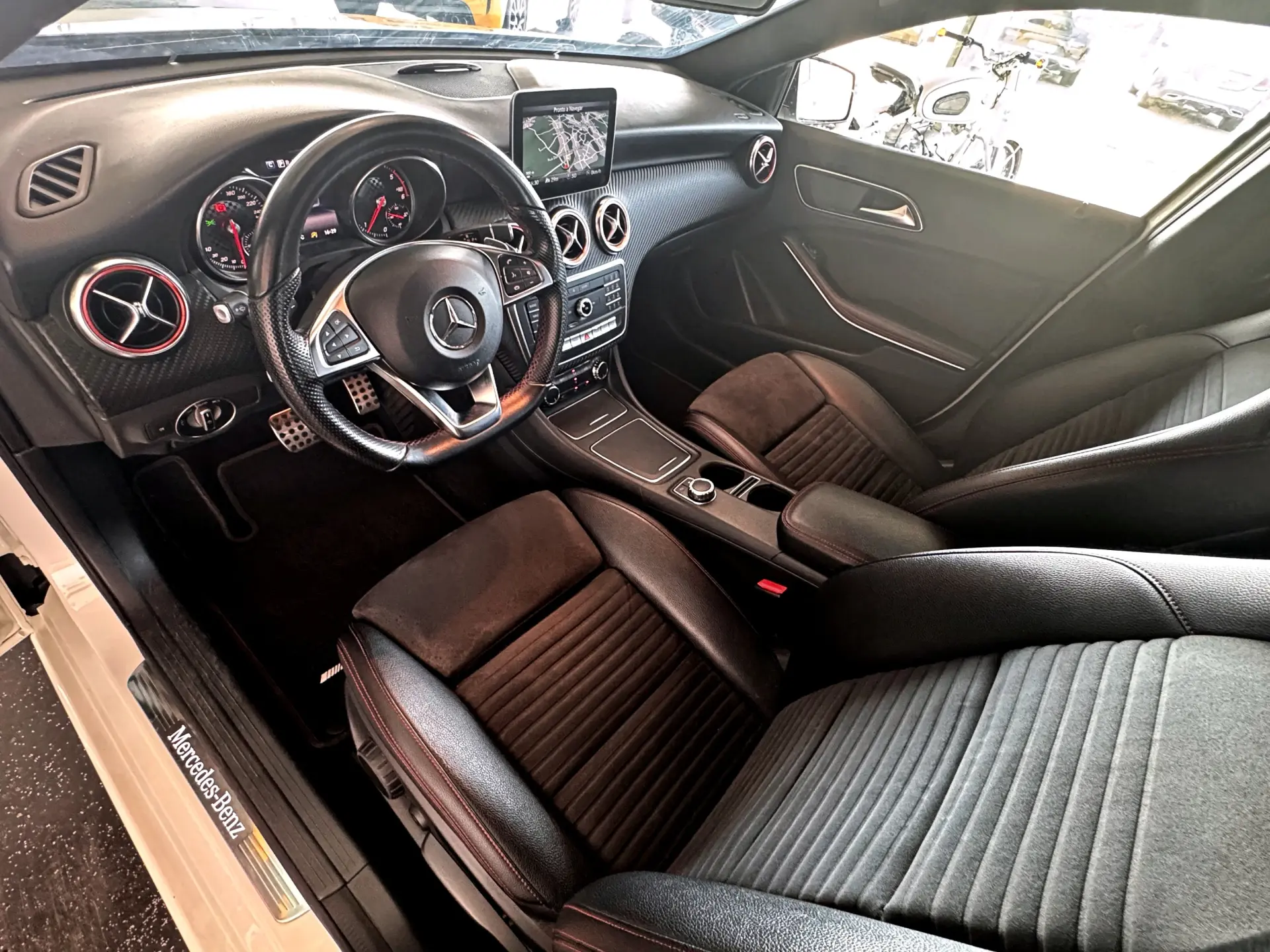 Mercedes-Benz A 180 d AMG Line Aut. 8