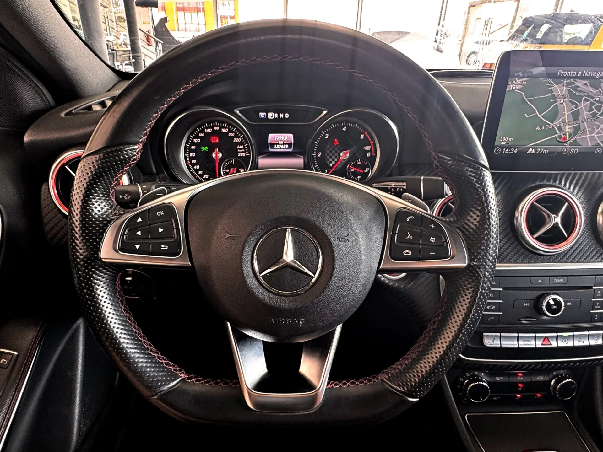 Mercedes-Benz A 180 d AMG Line Aut. 14