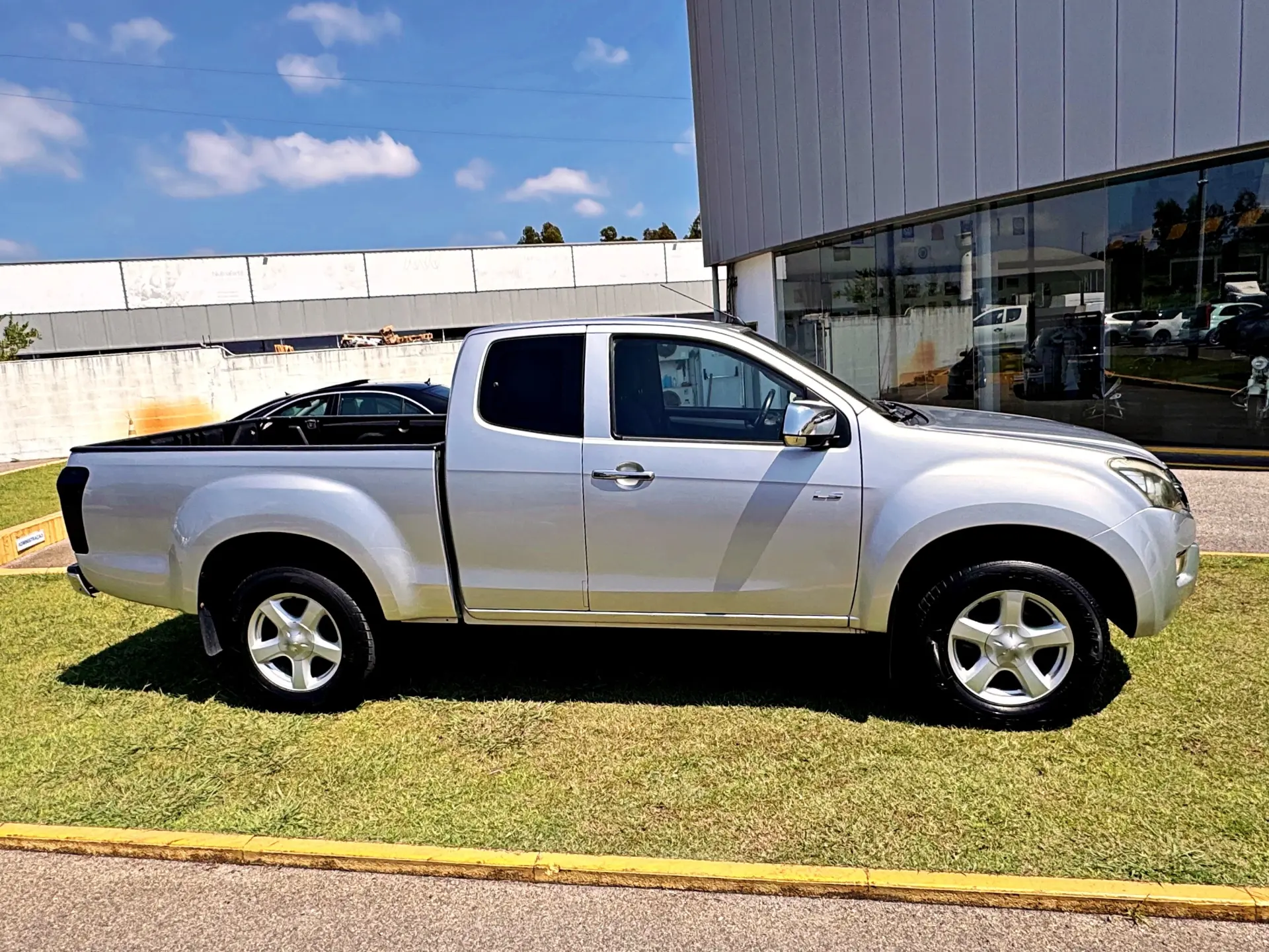 Isuzu D-Max 2.5 TD TwinTurbo 32