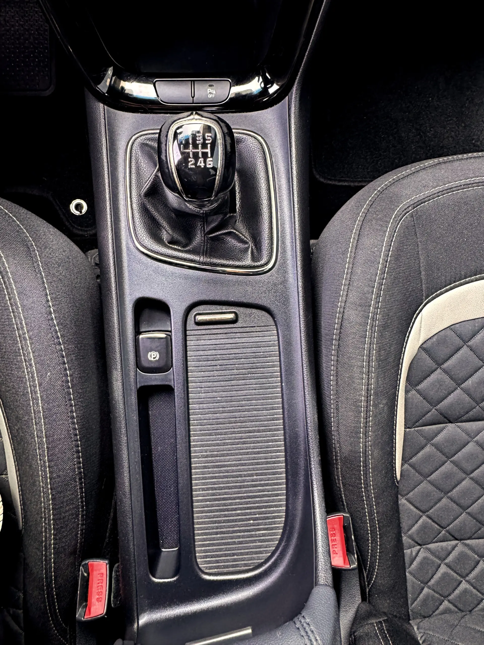 Kia Ceed 1.6 CRDi GT Line 19