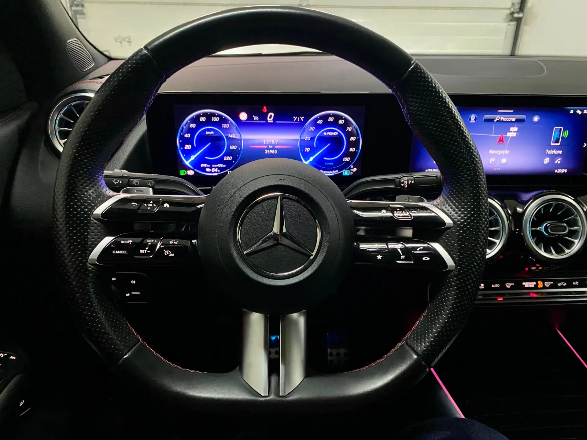 Mercedes-Benz EQA 250+ AMG Line 15