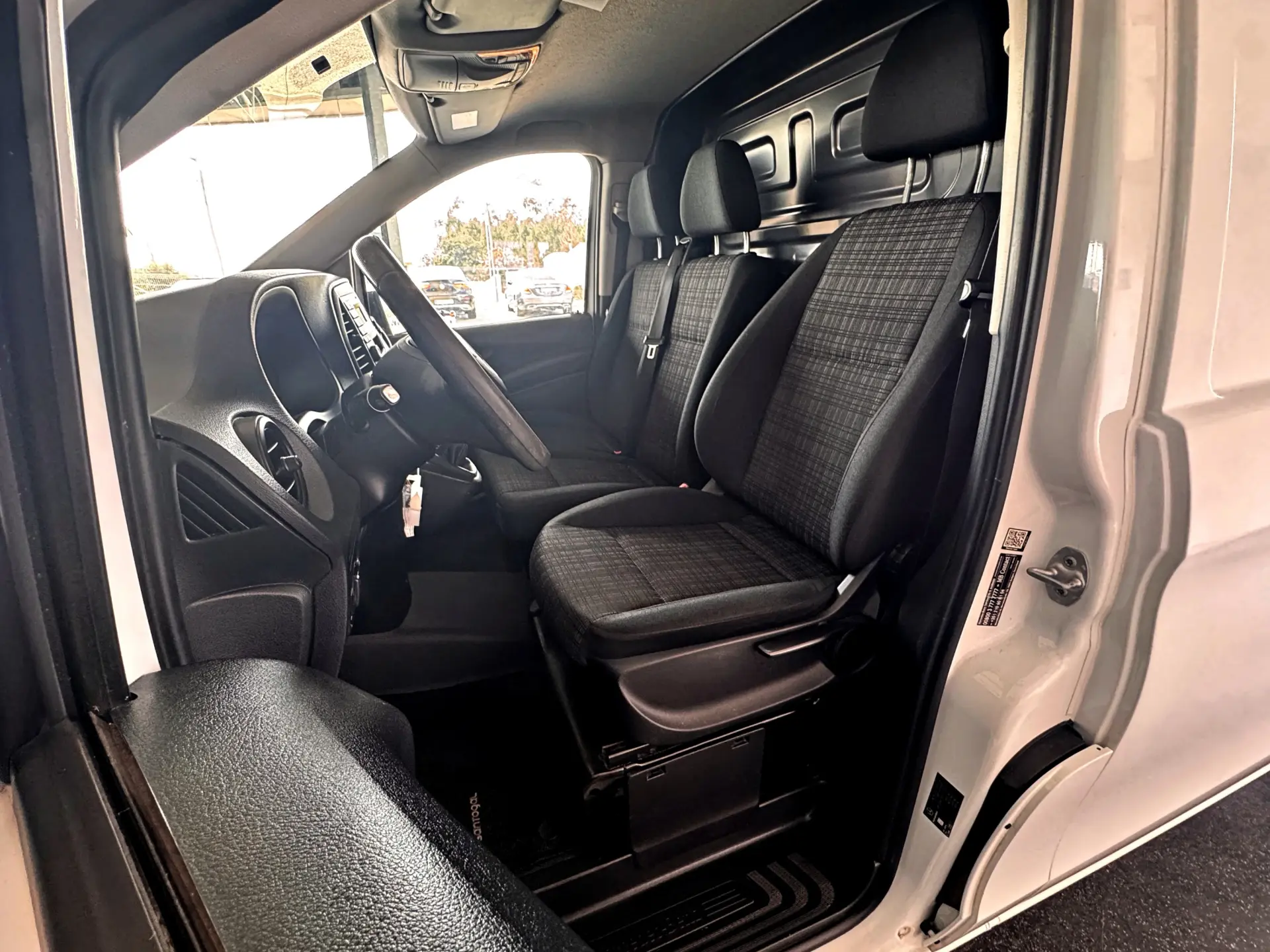 Mercedes-Benz Vito 110 CDi/32 Pro 8