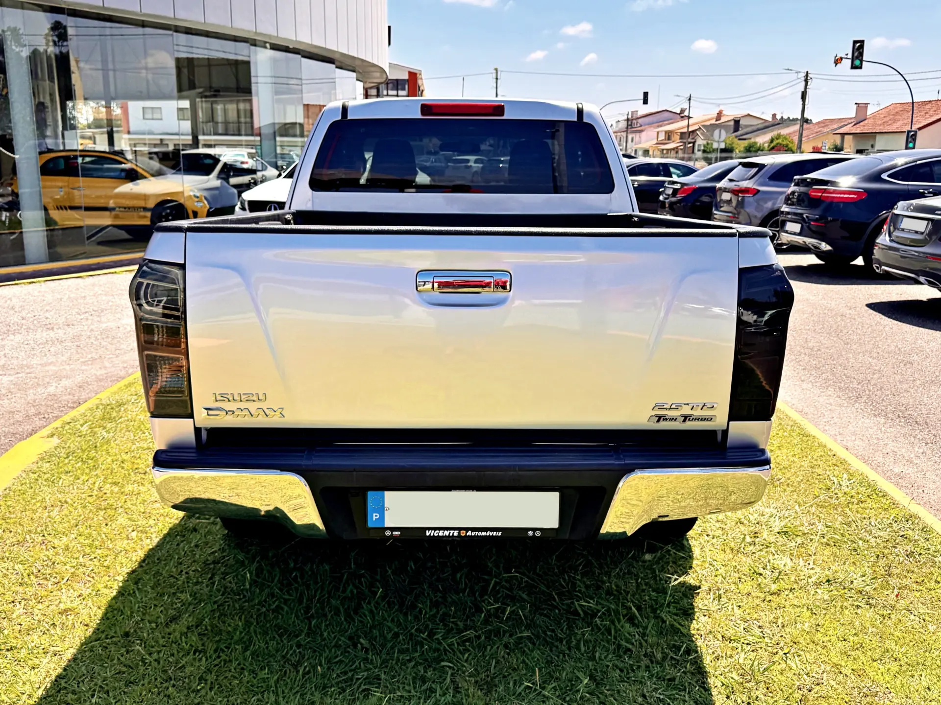 Isuzu D-Max 2.5 TD TwinTurbo 30