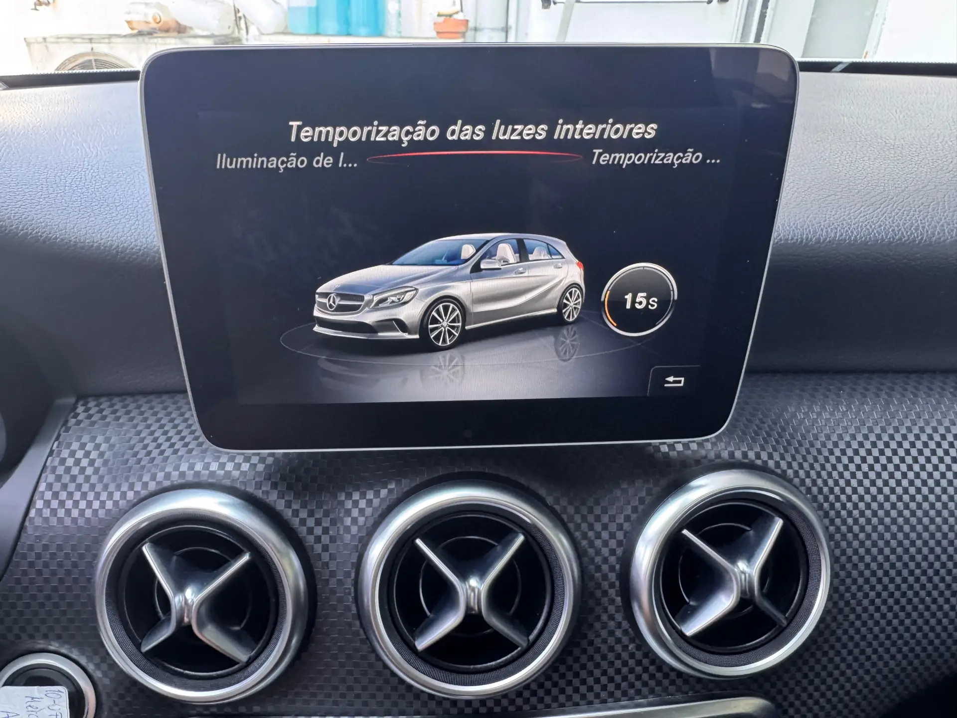Mercedes-Benz A 180 d Urban 34