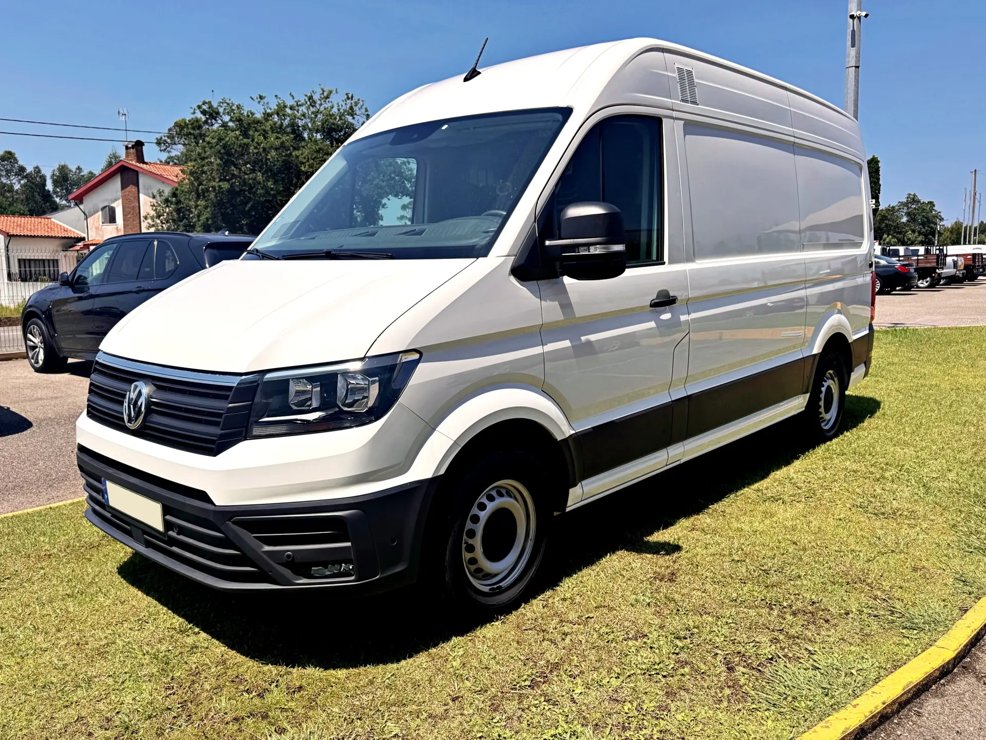 Volkswagen Crafter 35 2.0 TDI L3H2 3