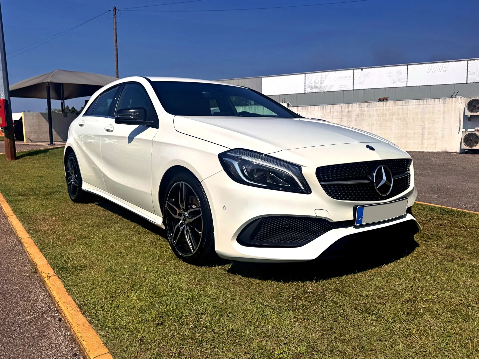 Mercedes-Benz A 180 d AMG Line Aut. 1