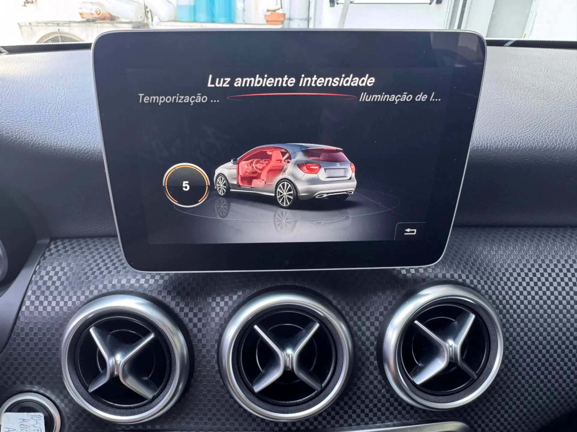 Mercedes-Benz A 180 d Urban 36