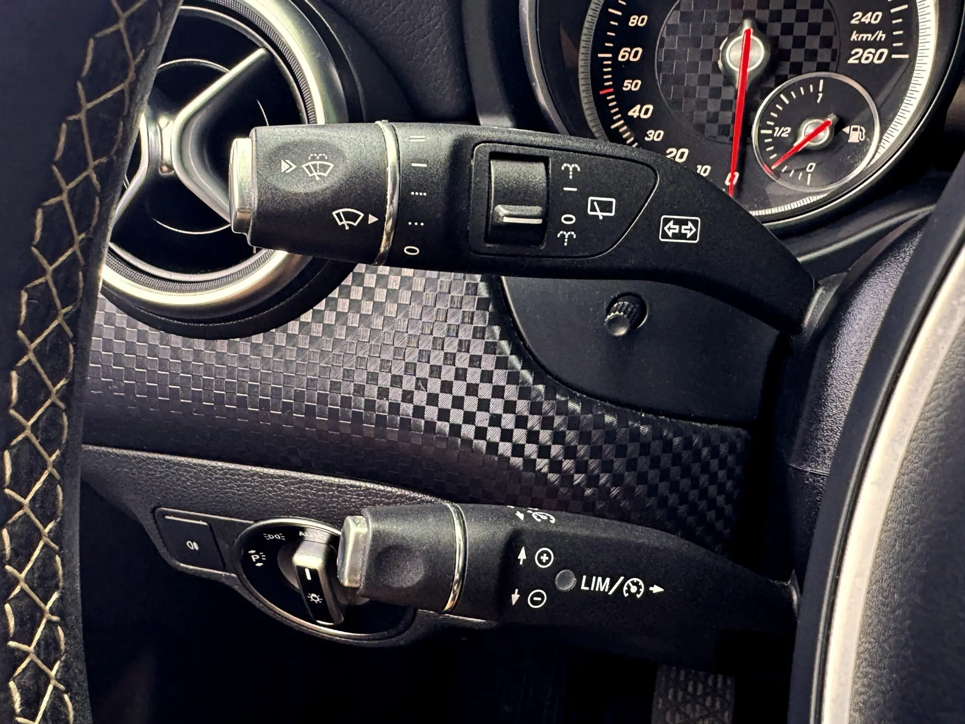 Mercedes-Benz A 180 d Urban 13
