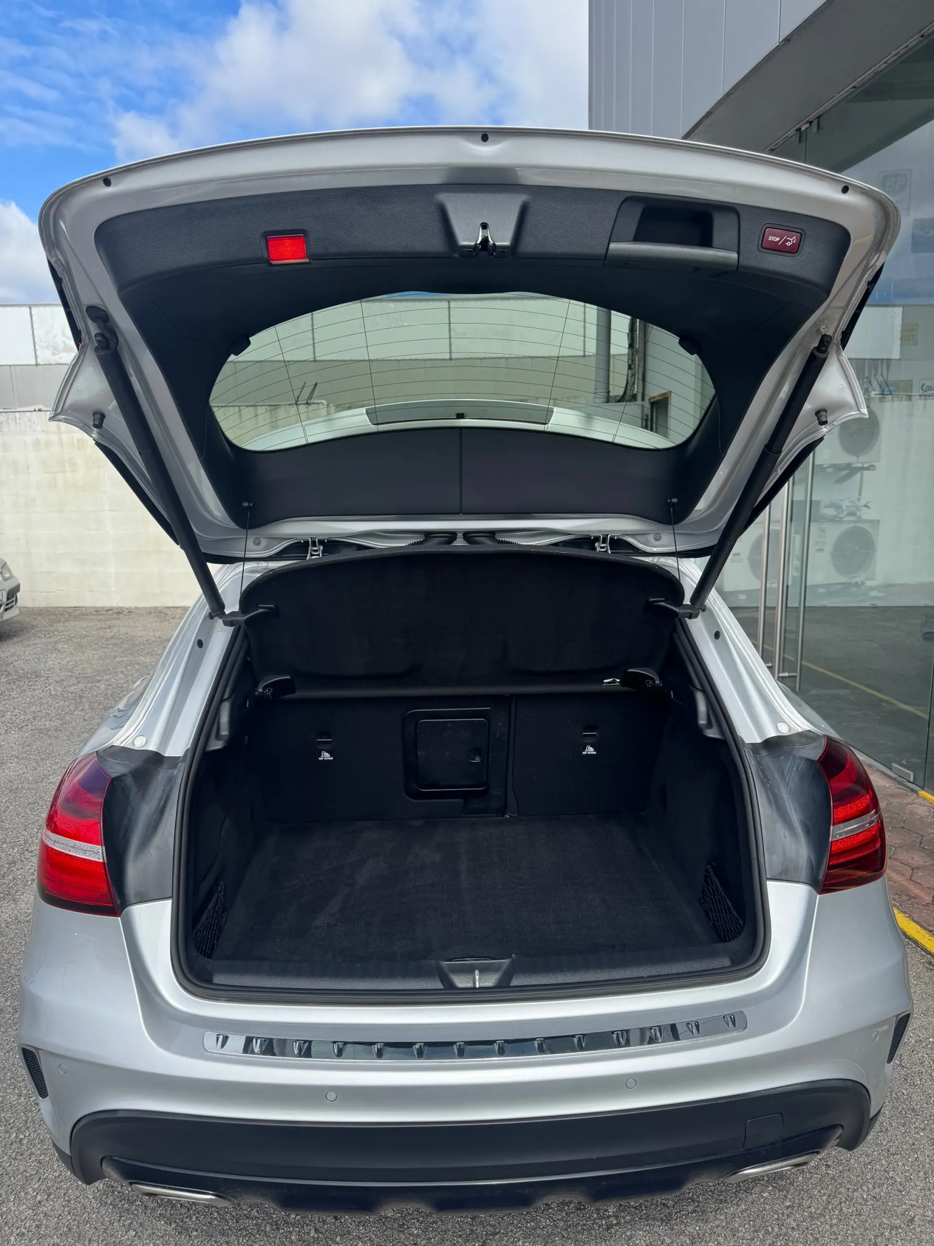 Mercedes-Benz GLA 200 d 7G-DCT AMG Line 45