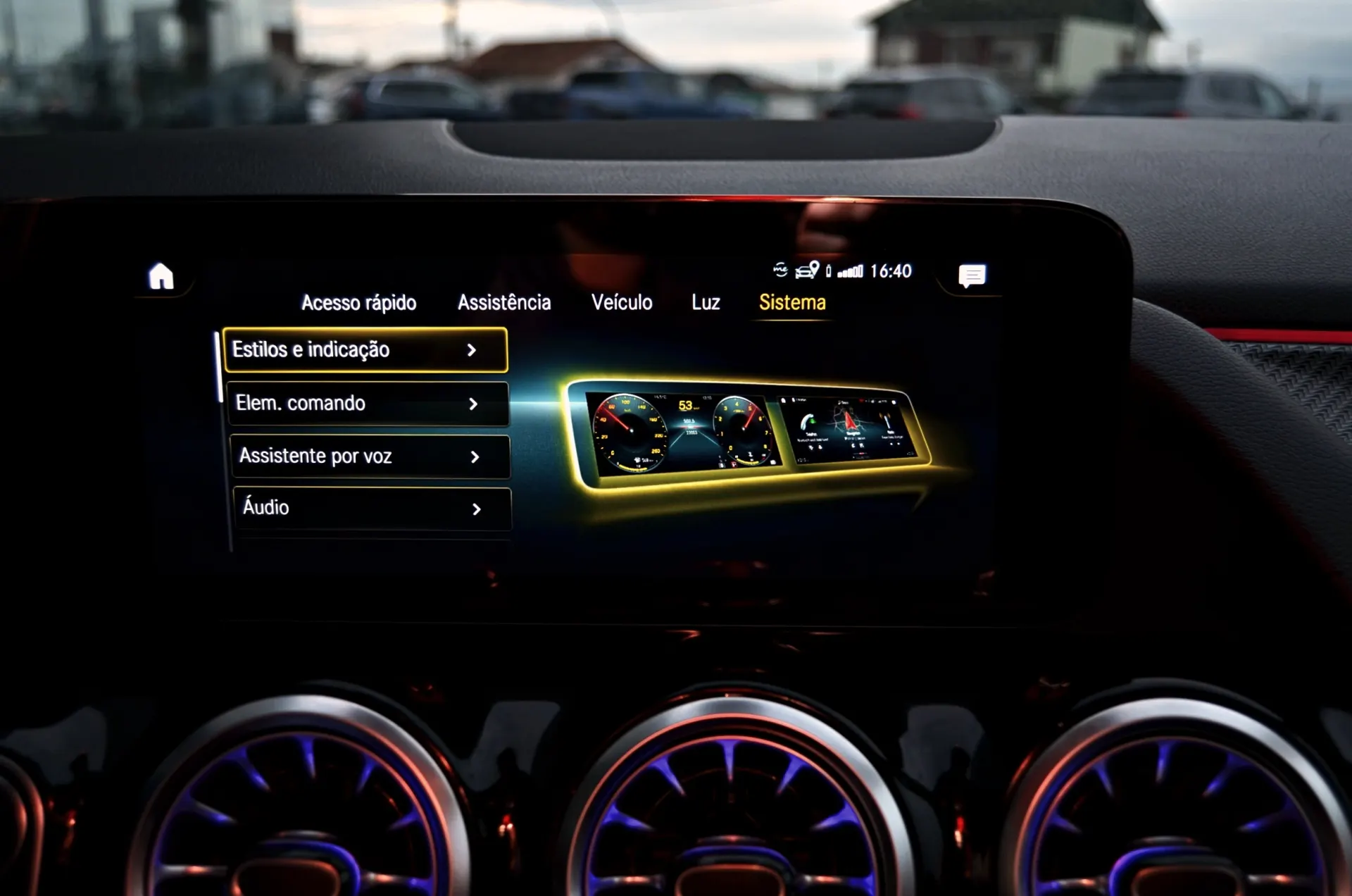 Mercedes-Benz GLA 250 e AMG Line 37