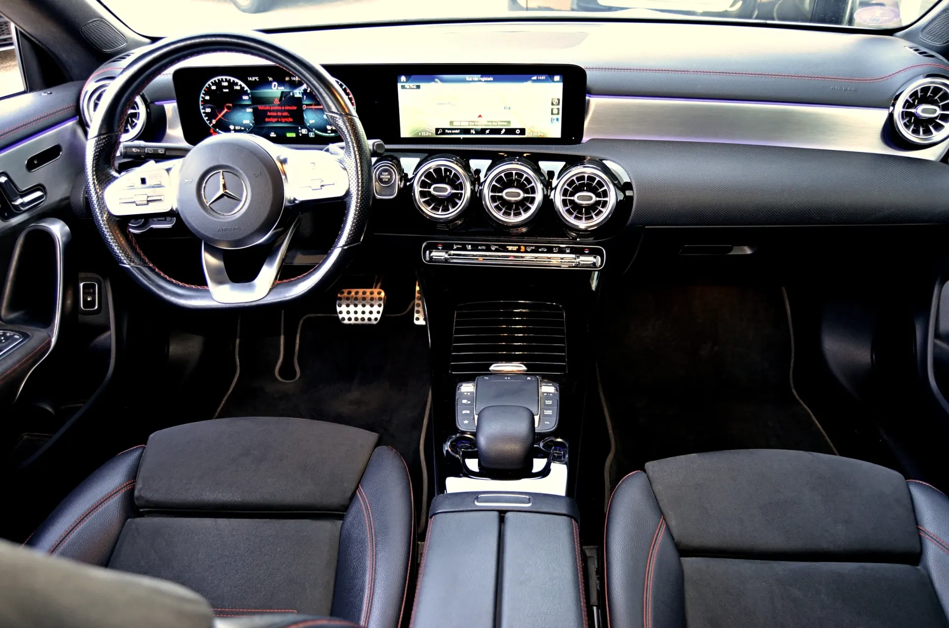 Mercedes-Benz CLA 250 e Shooting Brake AMG Line 6