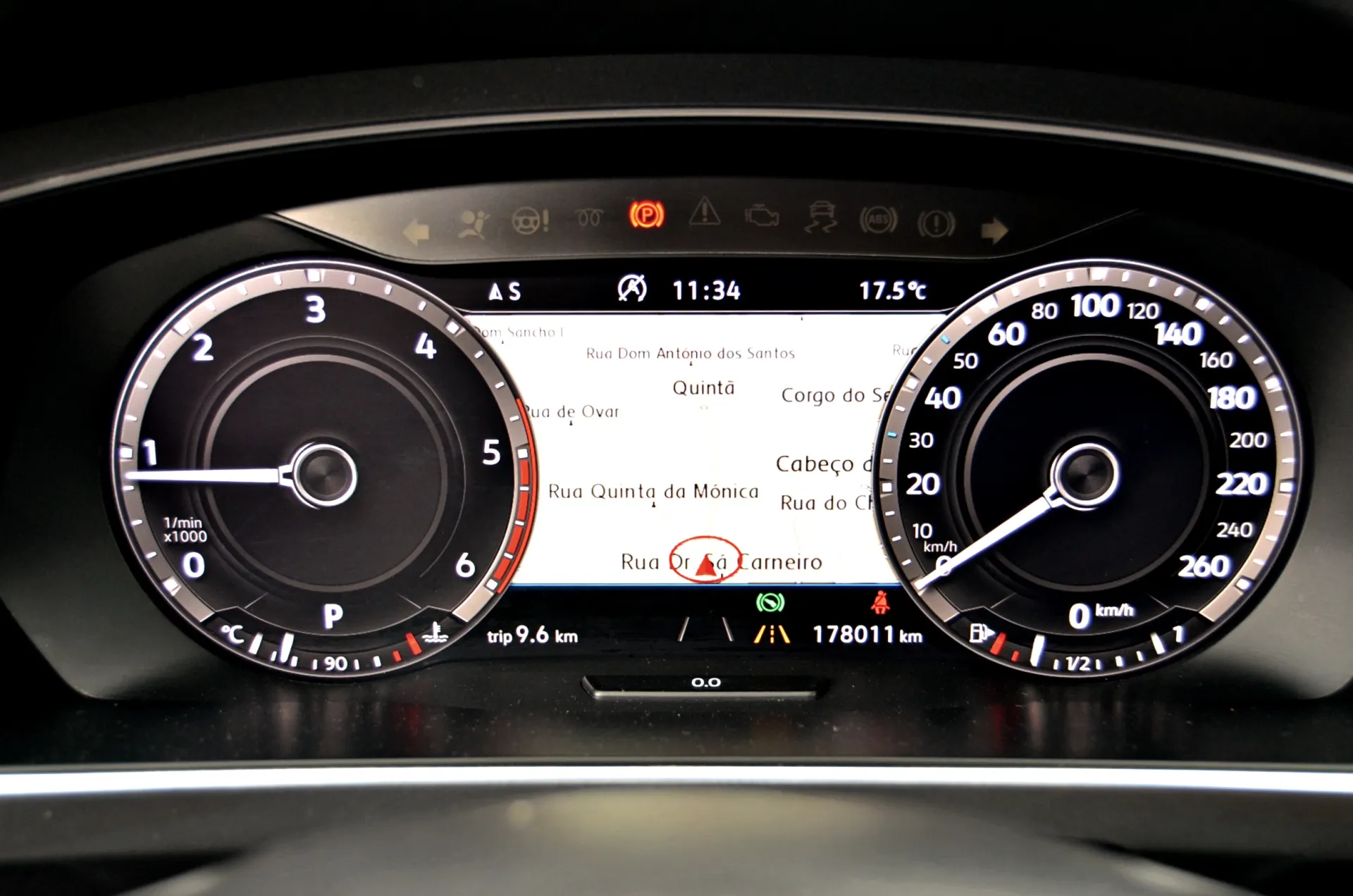 Volkswagen Tiguan Allspace 2.0 TDI High.DSG 4Motion 32