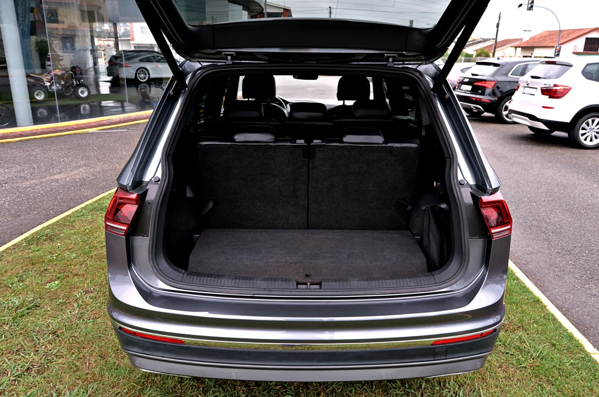 Volkswagen Tiguan Allspace 2.0 TDI High.DSG 4Motion 37