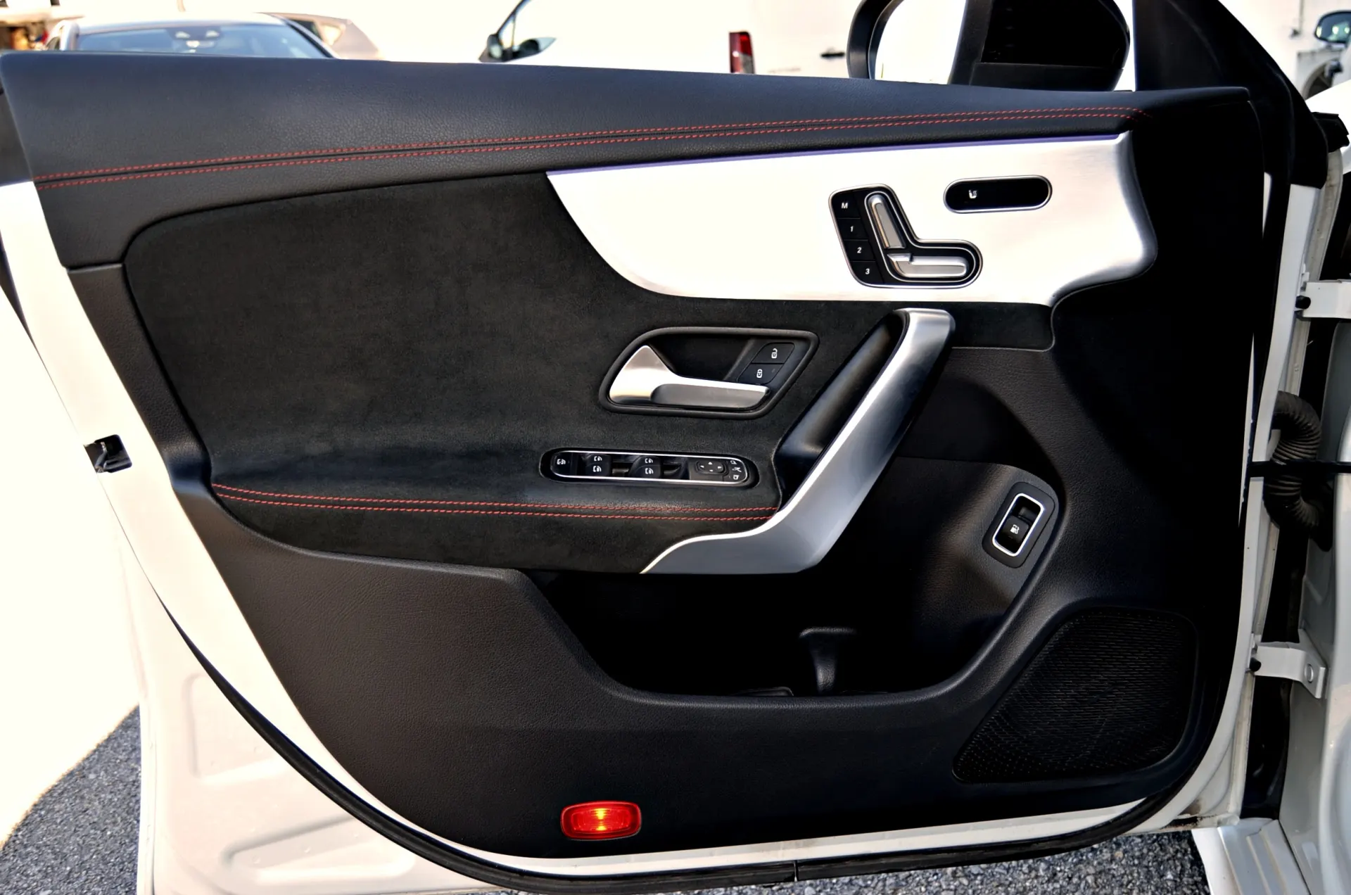 Mercedes-Benz CLA 250 e Shooting Brake AMG Line 10