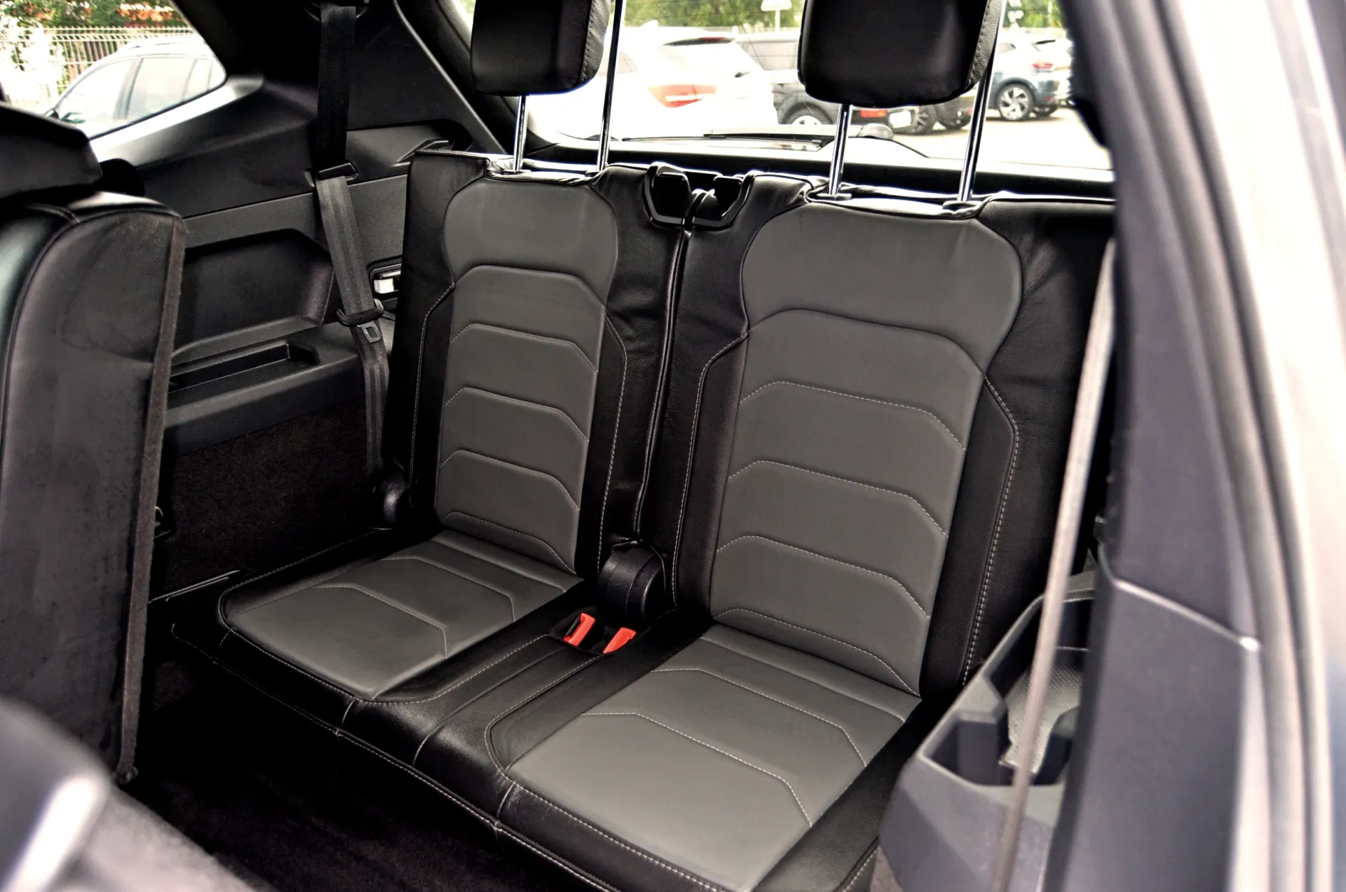 Volkswagen Tiguan Allspace 2.0 TDI High.DSG 4Motion 9