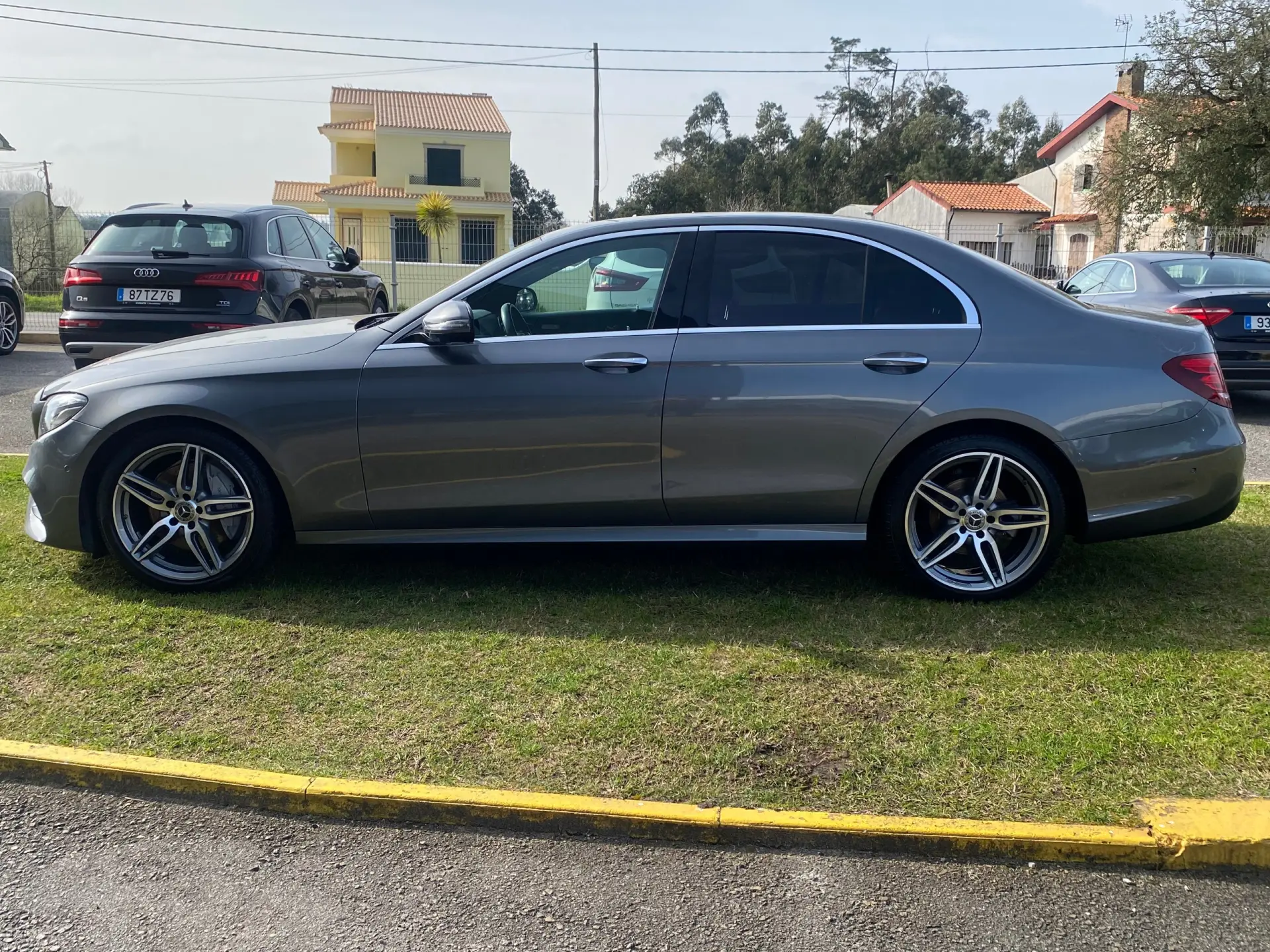 Mercedes-Benz E 220 d AMG Line 4