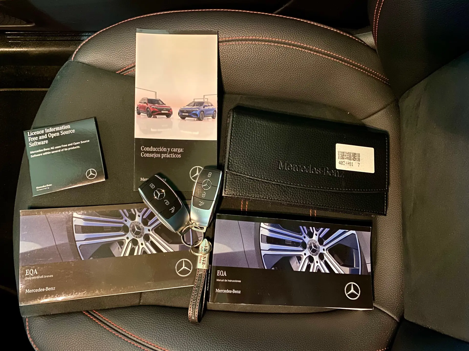 Mercedes-Benz EQA 250+ AMG Line 41