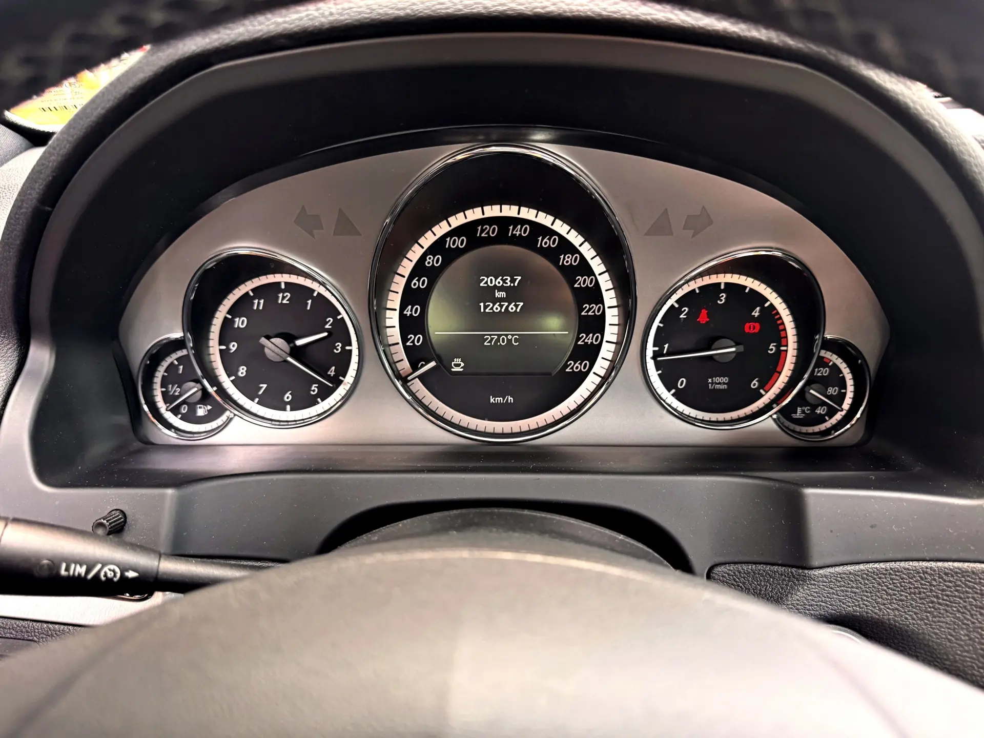 Mercedes-Benz E 220 CDi Avantgarde BlueEfficiency 23