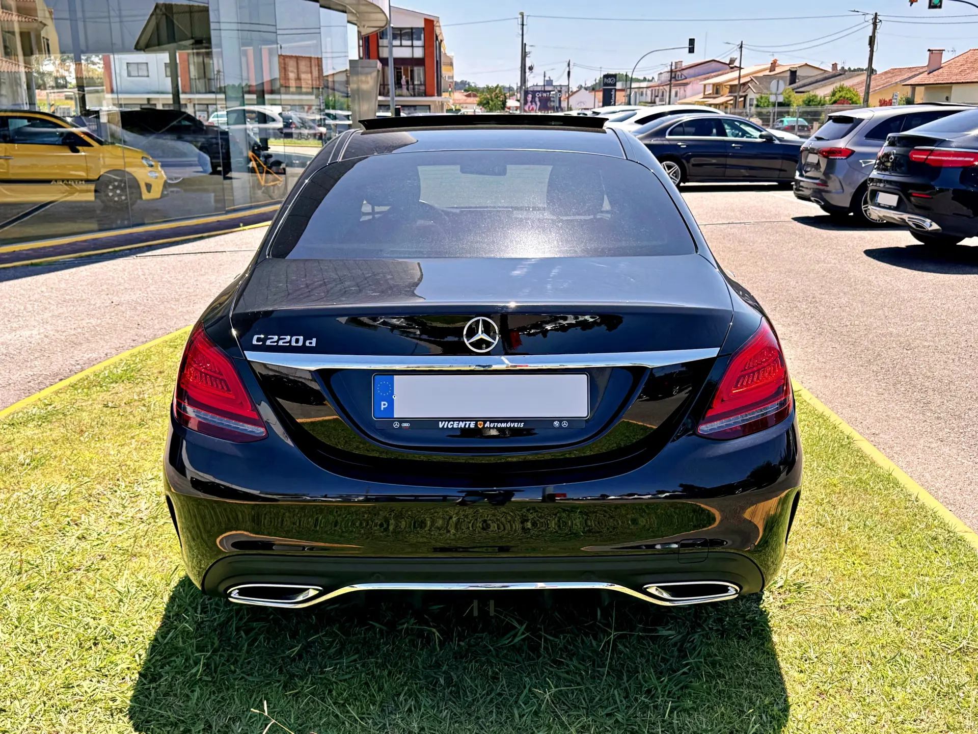 Mercedes-Benz C 220 d 9G-TRONIC AMG Line 39